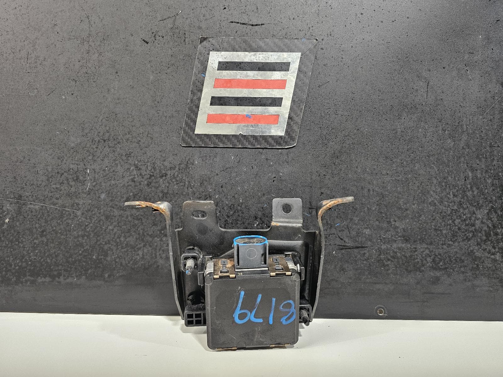 Used auto part listing image: 2020 HYUNDAI VELOSTER REVERSE CAMERA JS, FRONT RADAR SENSOR (GRILLE MOUNTED), 09/19-07/21 0000312045