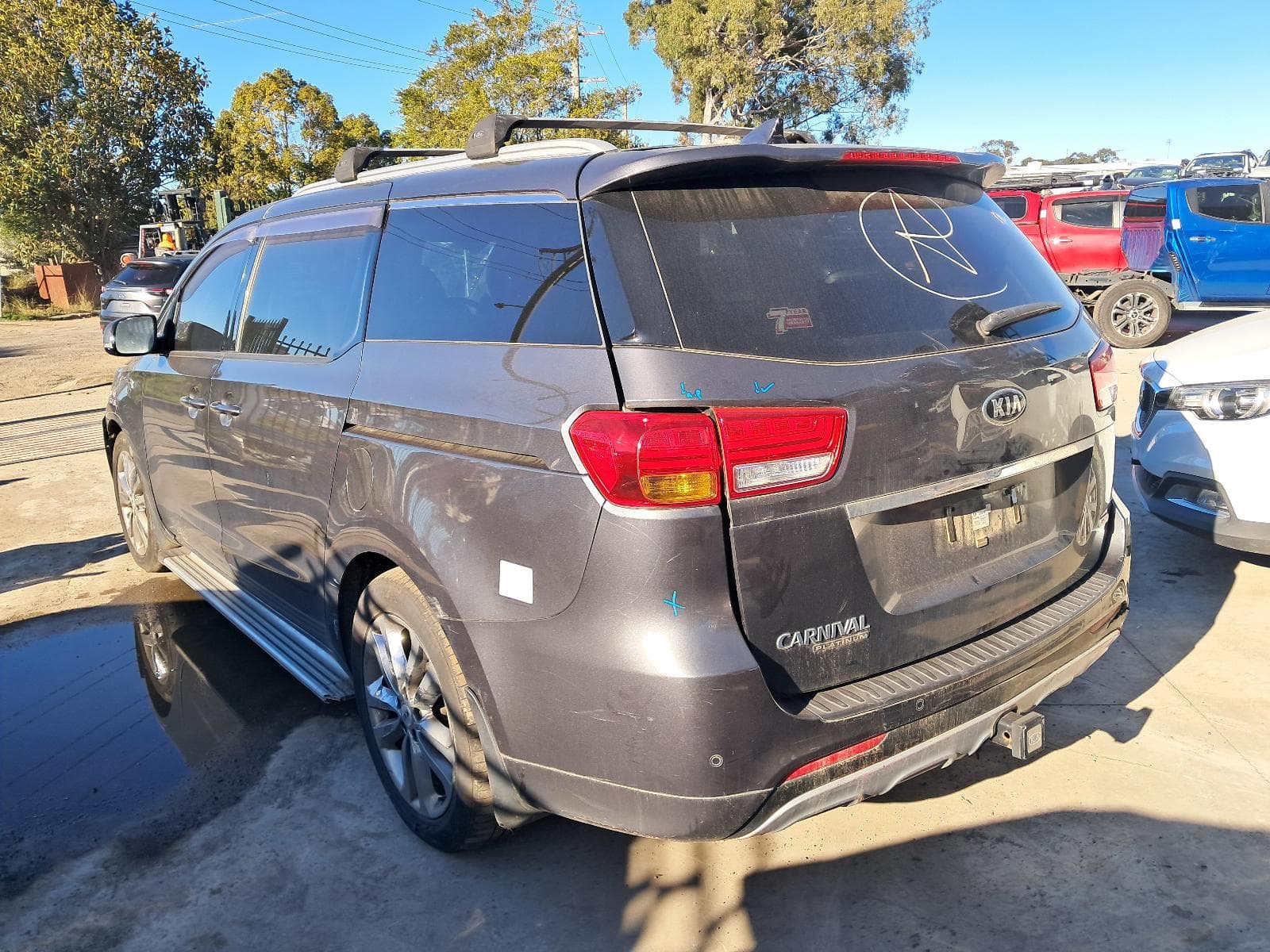 2015 KIA CARNIVAL/GRAND CARNIVAL 5