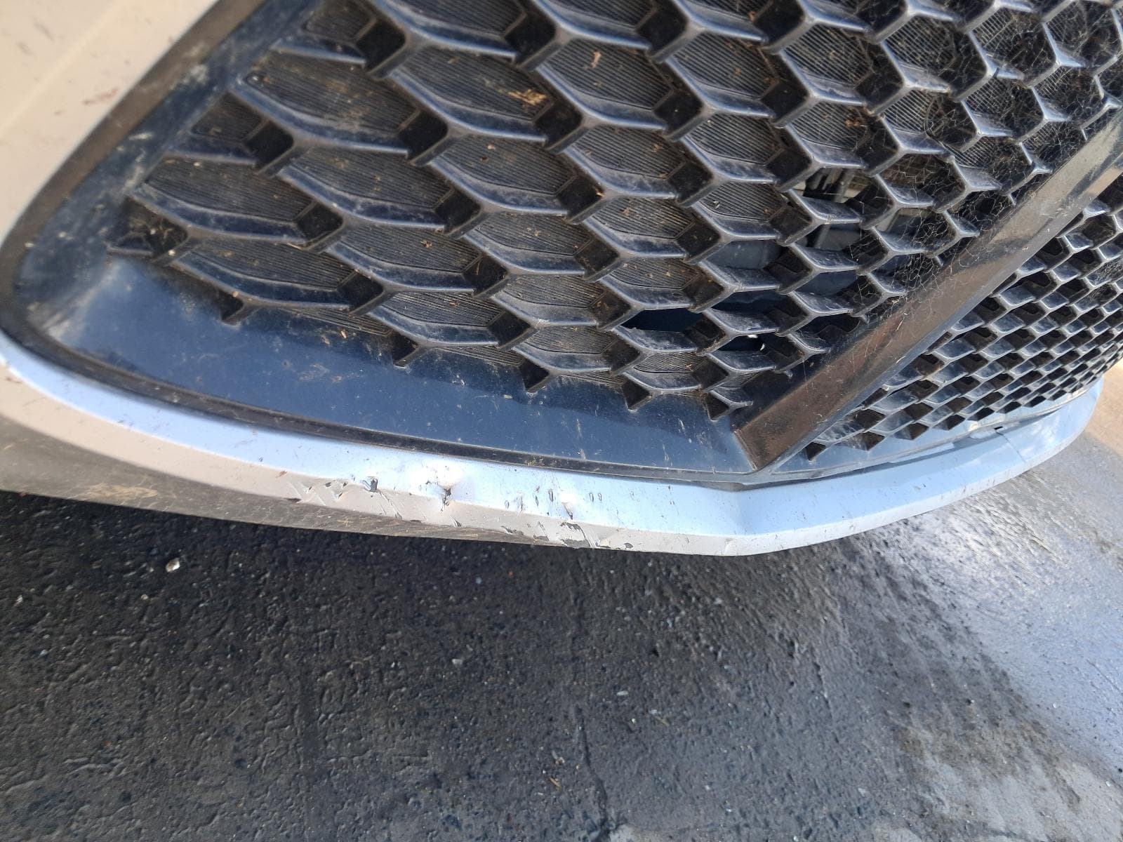 2016 TOYOTA CAMRY 11