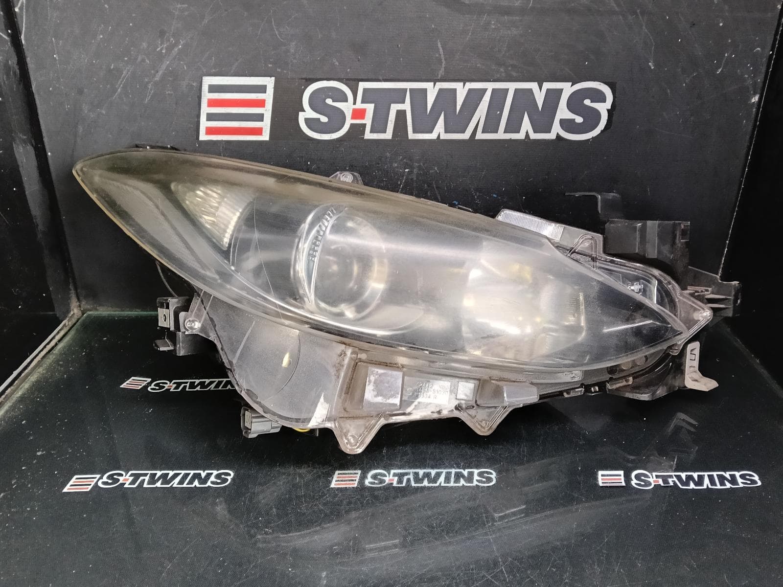 Used auto part listing image: 2014 MAZDA 3 RIGHT HEADLAMP BM, NEO/MAXX/TOURING/SP25, HALOGEN TYPE, 11/13-05/16 0000415990