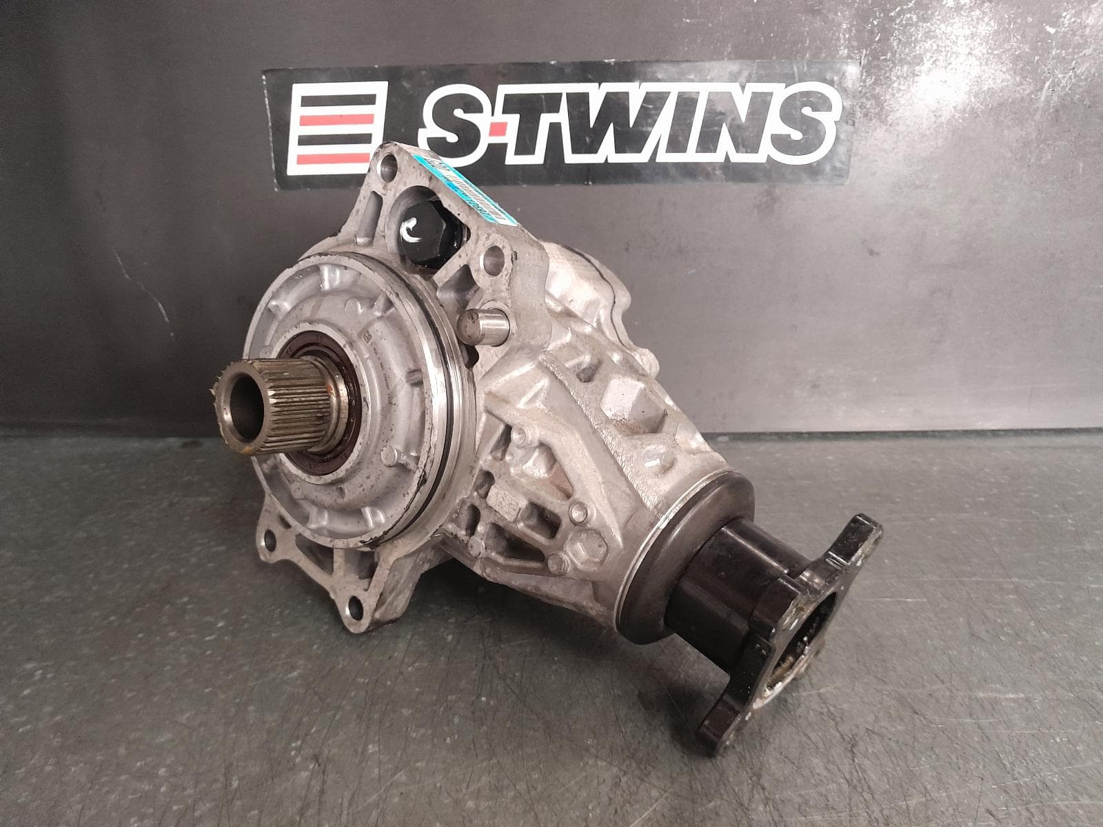 Used auto part listing image: 2023 HYUNDAI SANTA FE TRANSFER CASE TM, 03/18-10/23 0000320391