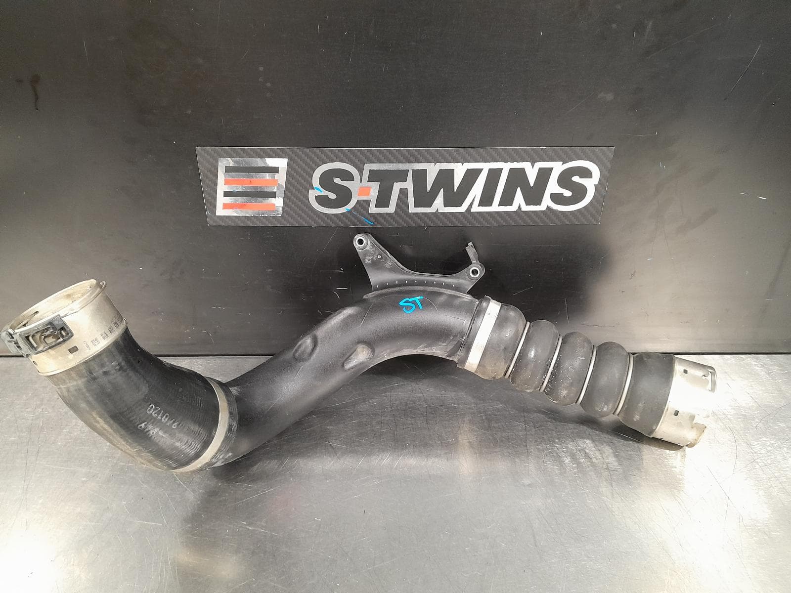 Used auto part listing image: 2020 BMW X1 INTERCOOLER PETROL, 2.0, B48C, F48, 07/19-06/22 0000195772