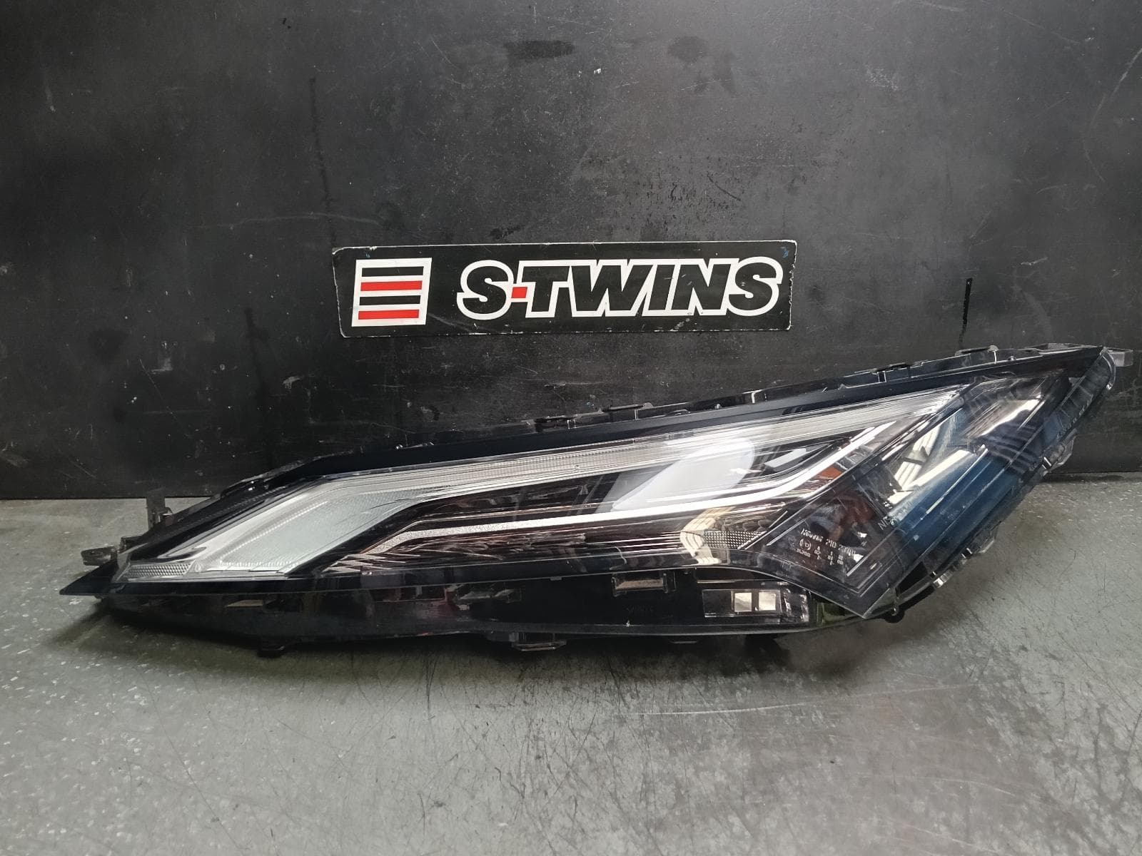 Used auto part listing image: 2023 NISSAN XTRAIL DAYTIME RUNNING LAMP, T33, 08/22-09/25 0000415680