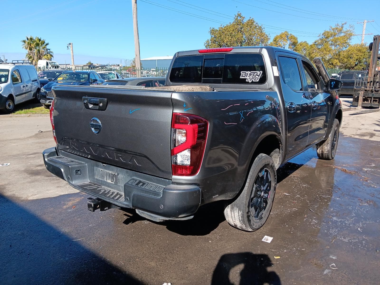 2021 NISSAN NAVARA 4