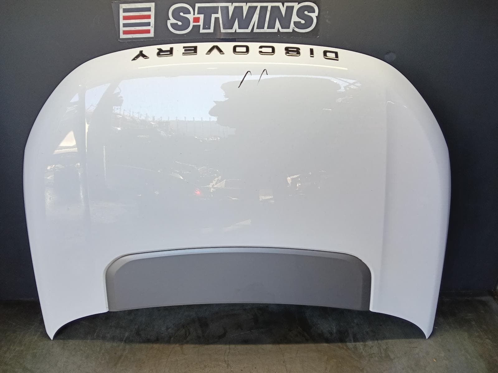Used auto part listing image: 2018 LAND ROVER DISCOVERY SPORT BONNET L550, 01/15-06/19 0000416303
