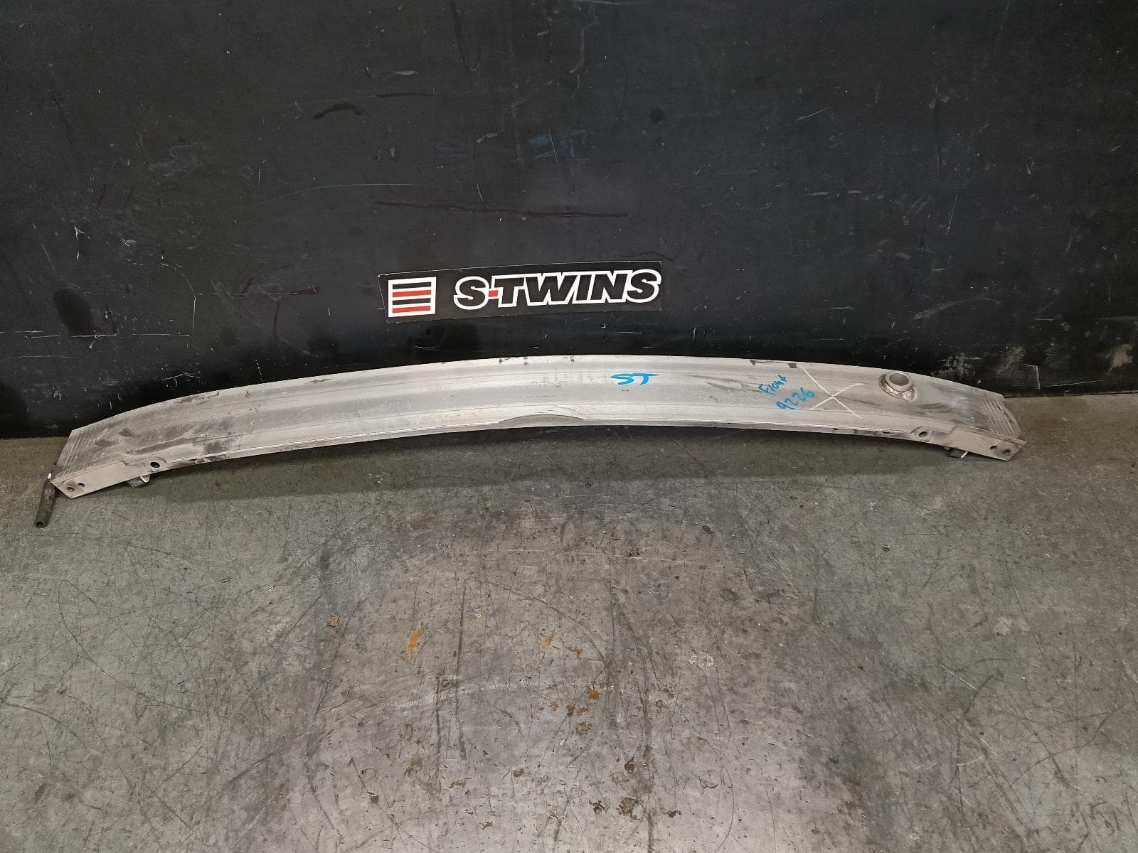 Used auto part listing image: 2014 MERCEDES CLA CLASS F BAR REINFORC BRACK MAIN REINFORCEMENT, COUPE/WAGON, C117/X117, 09/13-01/19 0000416292