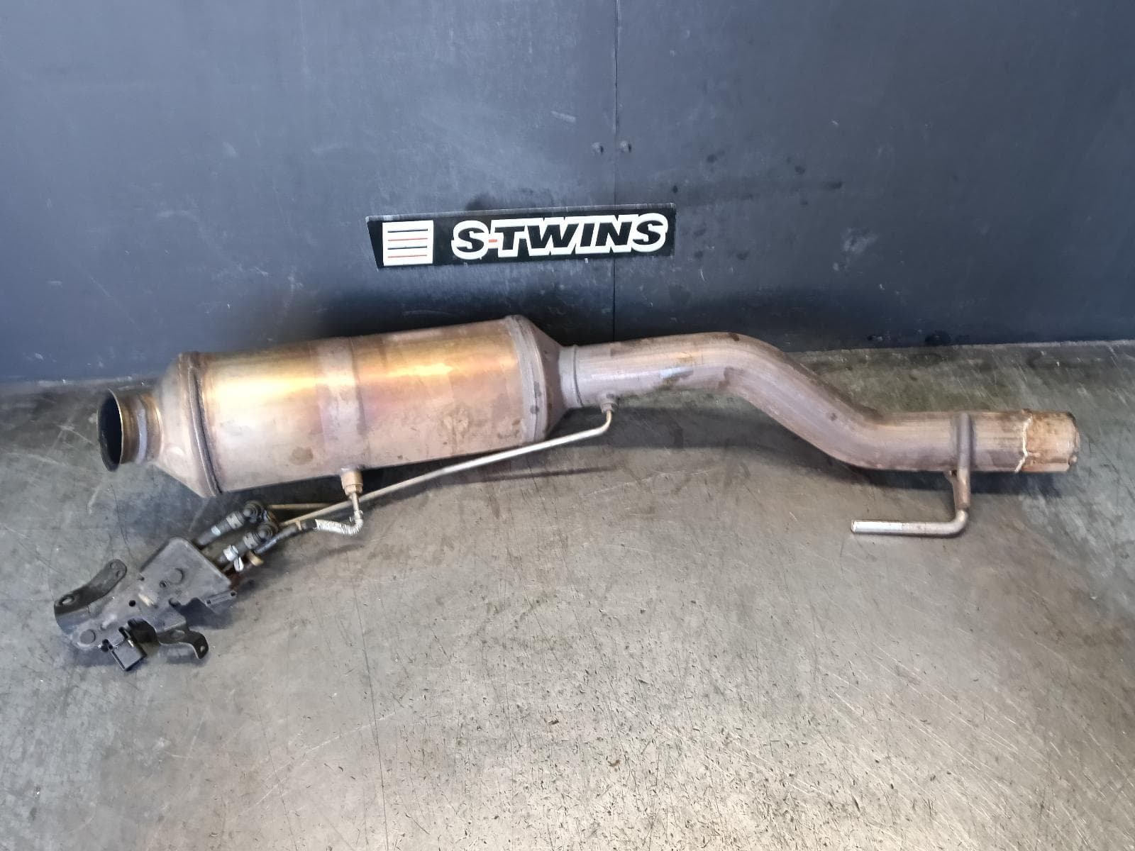 Used auto part listing image: 2014 JEEP GRANDCHEROKEE PARTICULATE FILTER DPF DIESEL, 3.0, WK, 04/13-02/22 0000416318