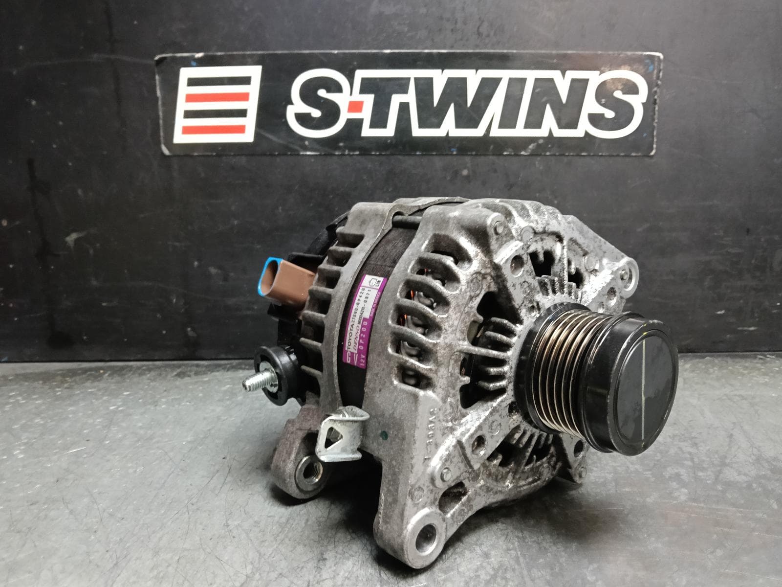 Used auto part listing image: 2017 TOYOTA KLUGER ALTERNATOR PETROL, 3.5, 2GR-FKS, GSU50/GSU55, 11/16-02/21 0000412414