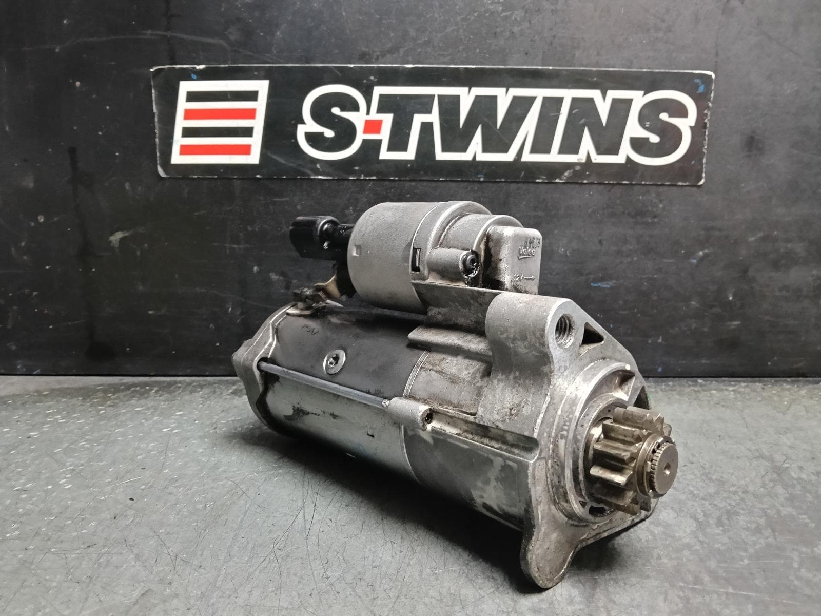 Used auto part listing image: 2018 VOLKSWAGEN AMAROK STARTER DIESEL, 3.0, 2H, 09/16-09/22 0000416401