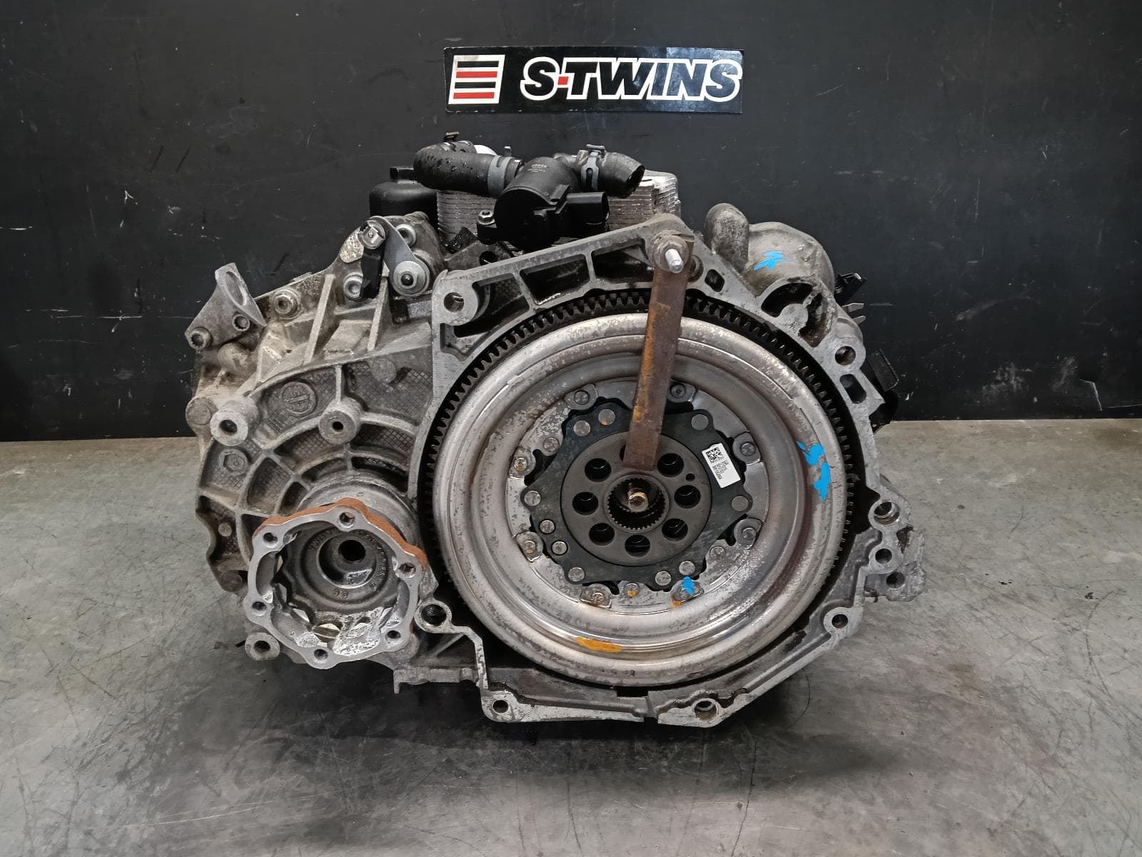 Used auto part listing image: 2016 SKODA SUPERB TRANS GEARBOX AUTO, FWD, PETROL, 2.0, PZQ CODE, NP, 03/16- 0000416384