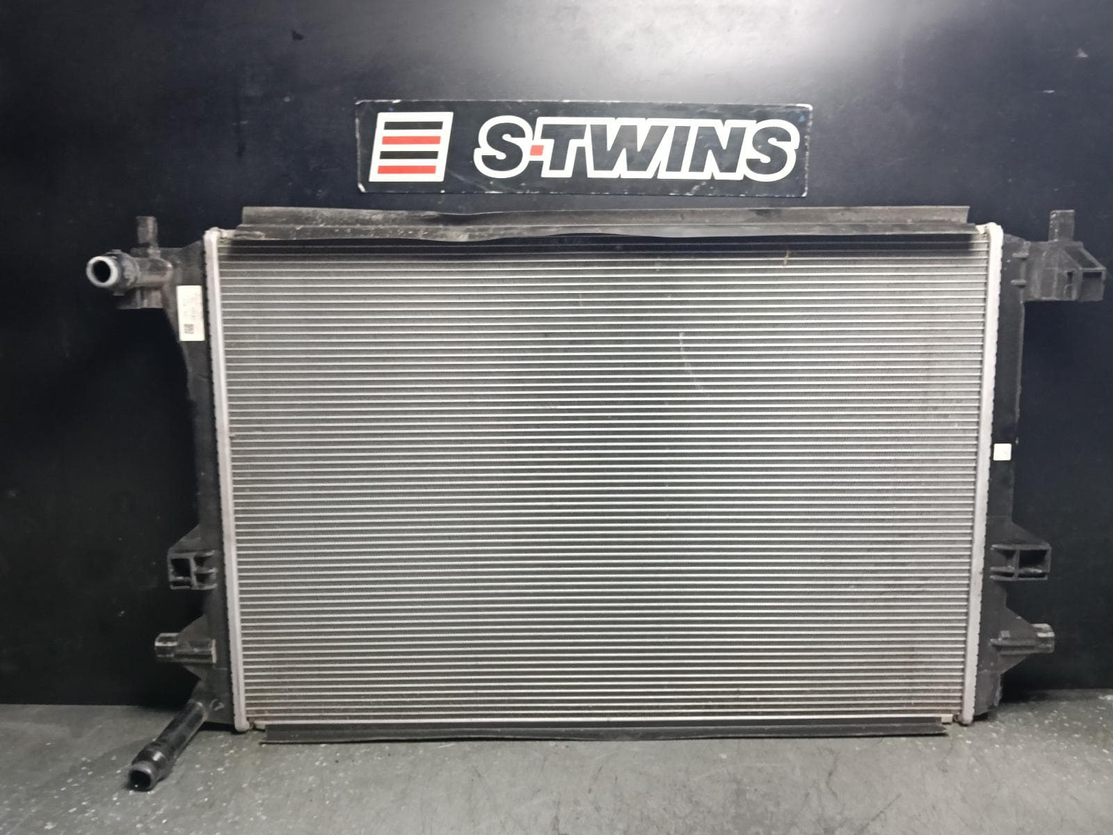 Used auto part listing image: 2022 VOLKSWAGEN T-CROSS RADIATOR SECONDARY RADIATOR (CLOSEST TO BUMPER), AUTO, 1.0, PETROL, C1, 01/20- 0000413619