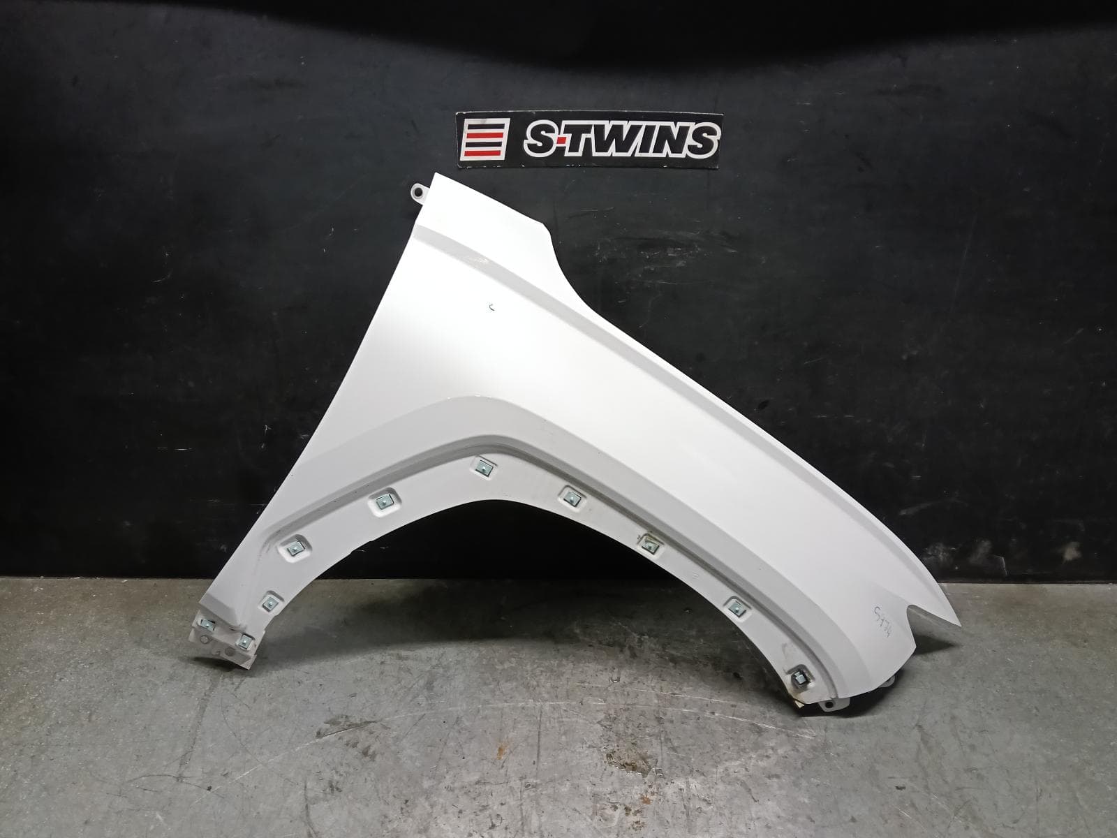 Used auto part listing image: 2022 HYUNDAI TUCSON RIGHT GUARD NX4, 02/21- 0000416448