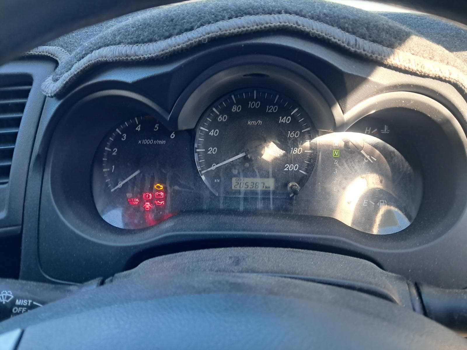2013 TOYOTA HILUX 2