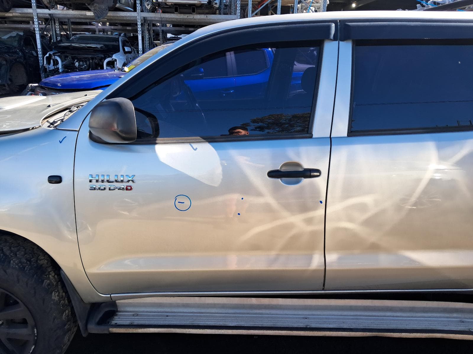 2013 TOYOTA HILUX 12