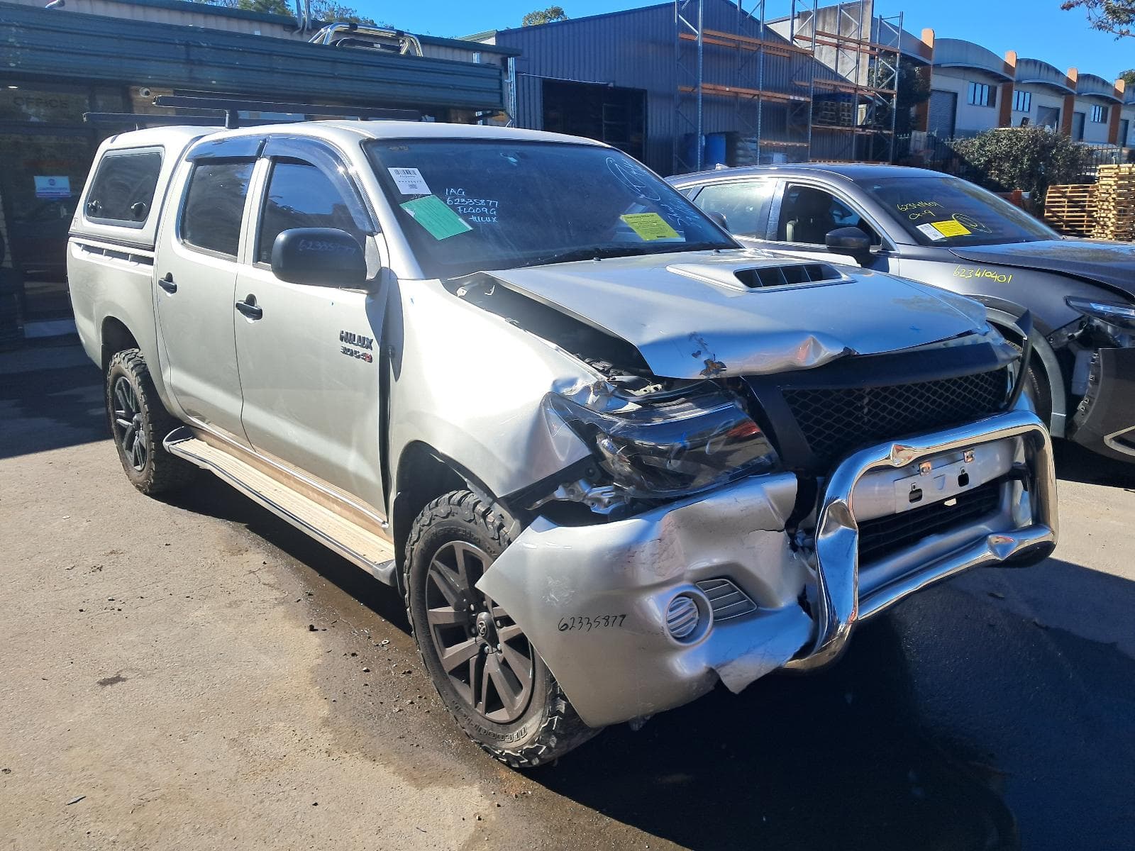 2013 TOYOTA HILUX 4