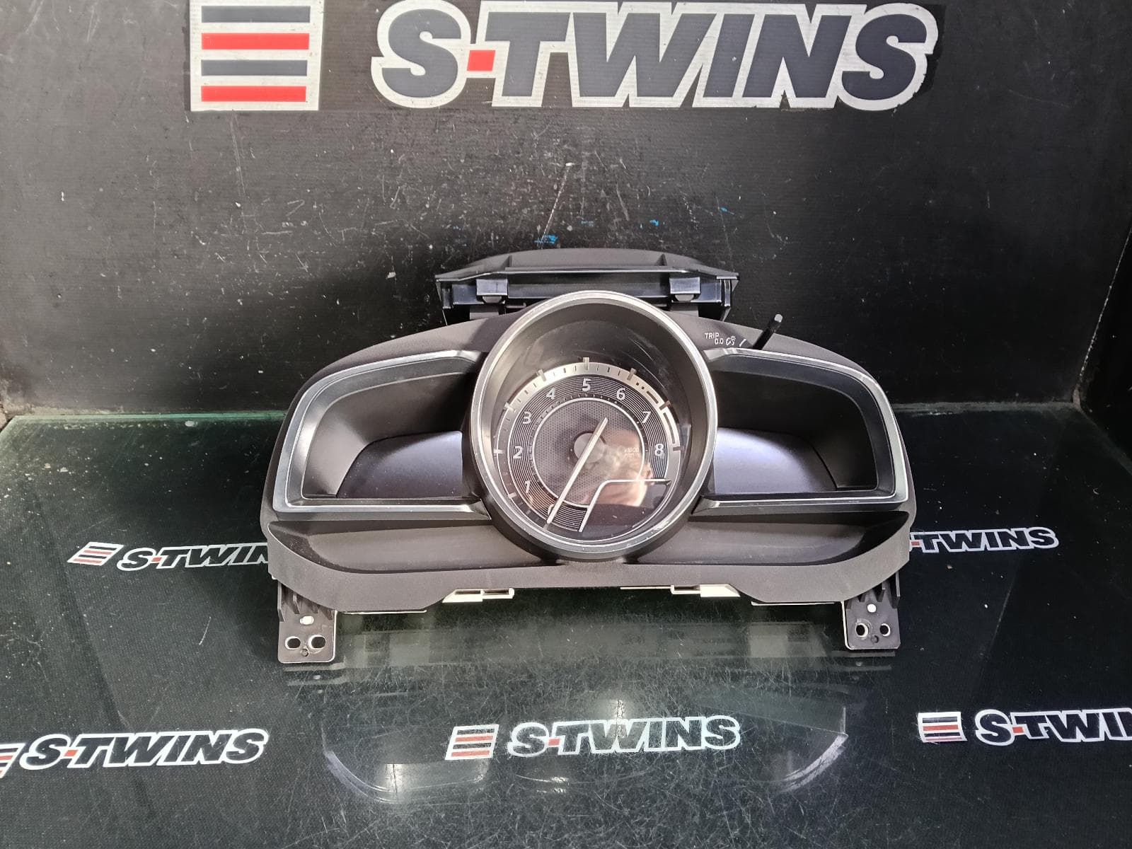 Used auto part listing image: 2014 MAZDA 3 INSTRUMENTCLUSTER INSTRUMENT CLUSTER, AUTO T/M, SP25 GT/ASTINA, BM, 11/13-05/16 0000416523