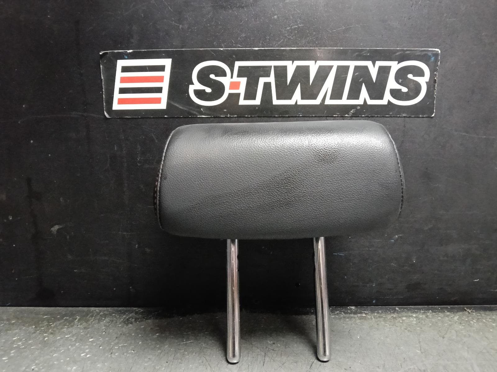 Used auto part listing image: 2023 HYUNDAI TUCSON HEADREST NX4, 02/21- 0000416473