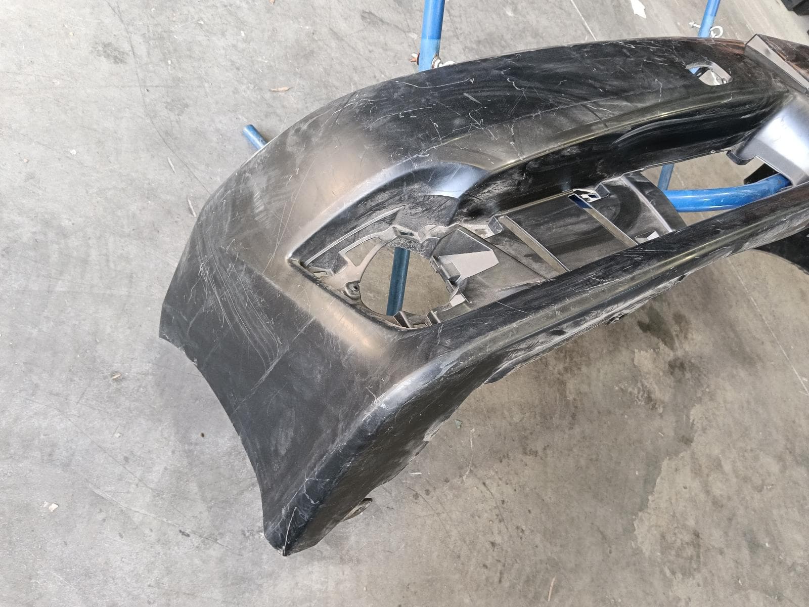Used auto part listing image: NEW GENUINE 2013 TOYOTA CAMRY FRONT BUMPER ASV50, ATARA R/S/SX/SL, NON PARK SENSOR TYPE, 11/11-03/15 0000416195