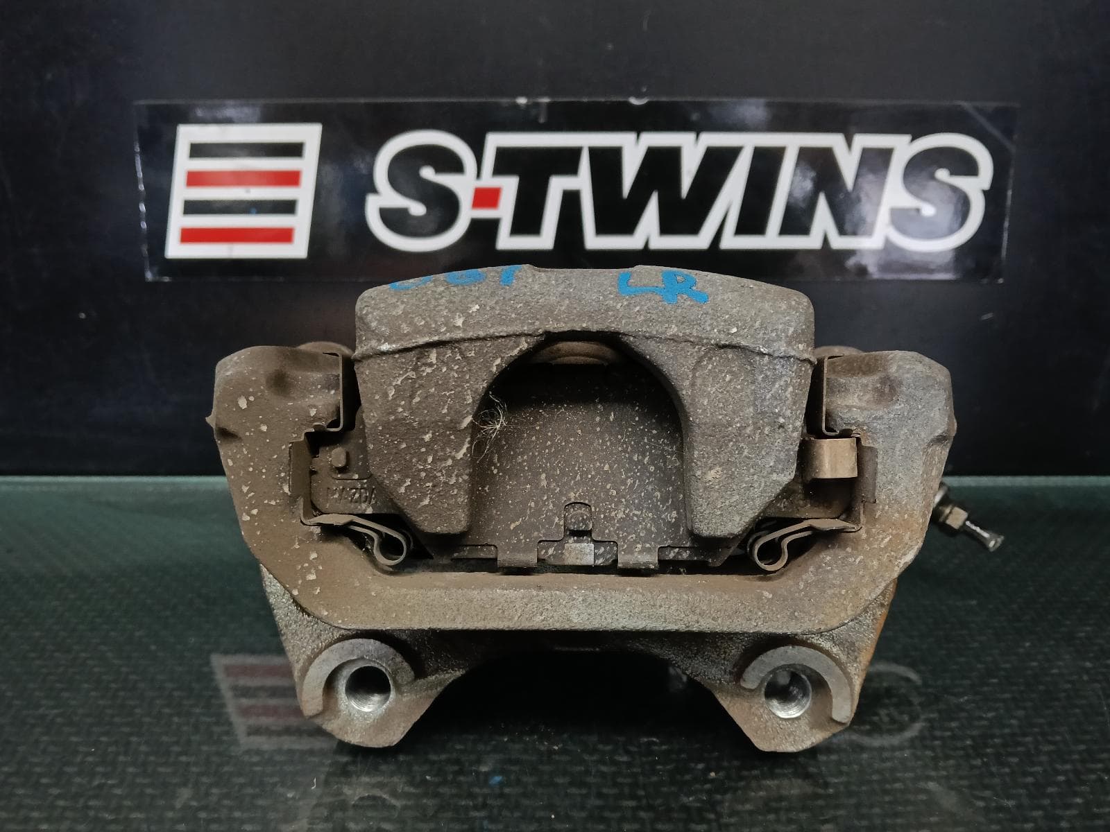 Used auto part listing image: 2020 MAZDA CX5 CALIPER LH REAR, KF, 02/17- (AUS ONLY) 0000416612