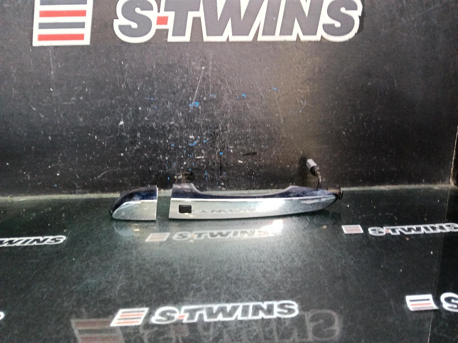 Used auto part listing image: 2017 HYUNDAI TUCSON DOOR HANDLE OUTER, LH FRONT, W/ KEYLESS ENTRY TYPE, COLOUR CODED, TL, 06/15-01/21 0000416705