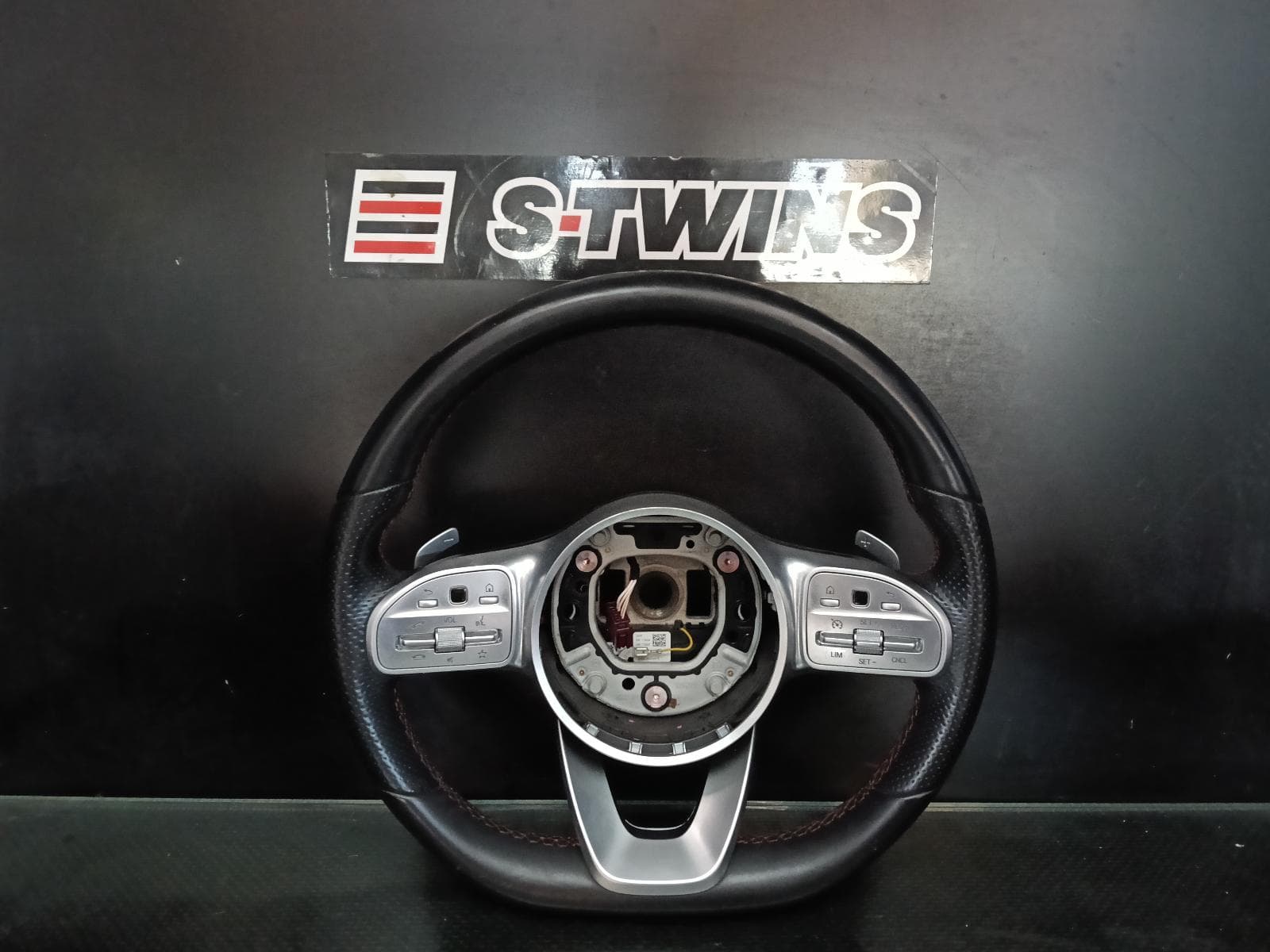 Used auto part listing image: 2020 MERCEDES A CLASS STEERING WHEEL W177/V177, 04/18- 0000416804