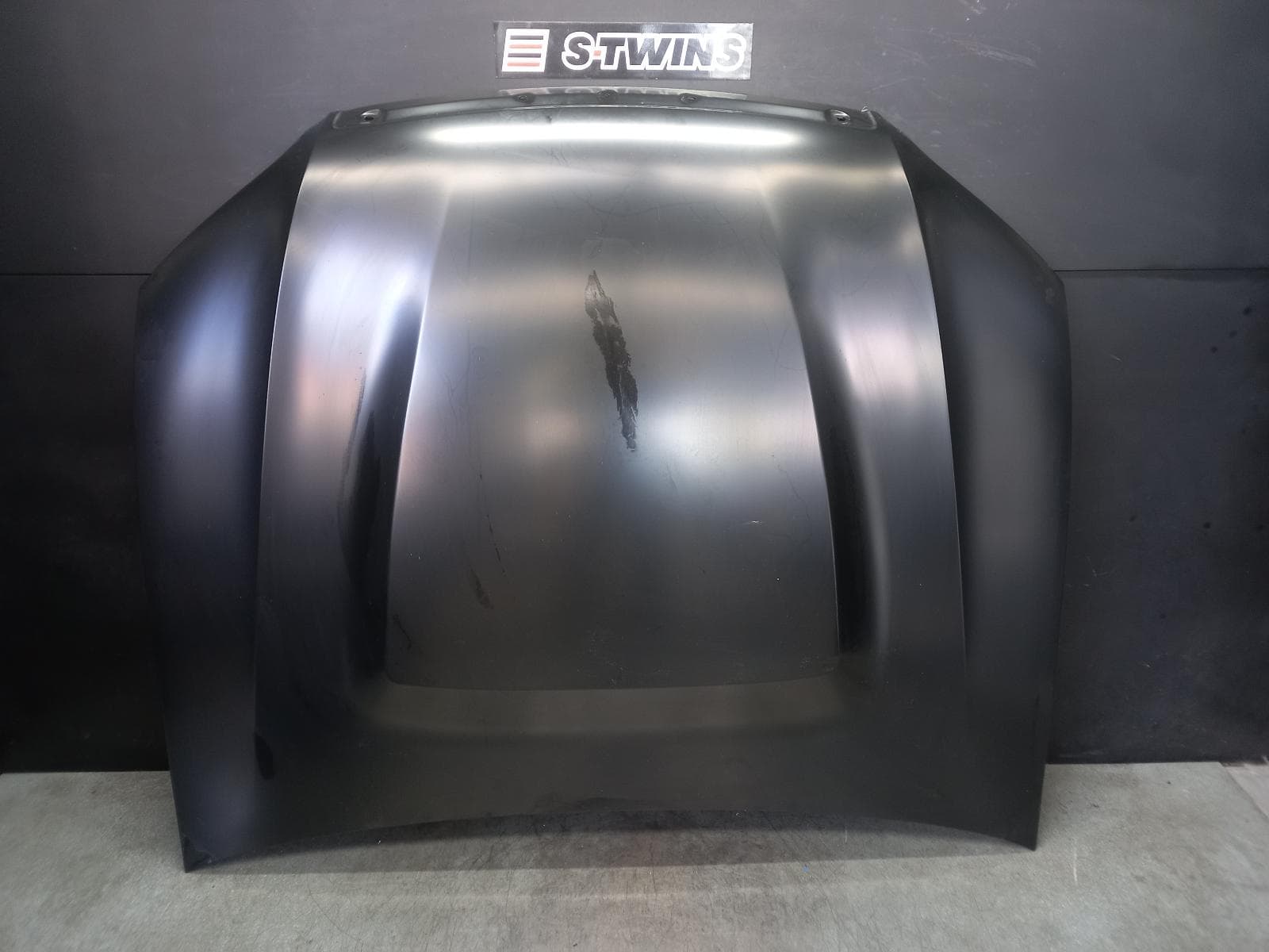 Used auto part listing image: NEW 2013 FORD FALCON BONNET FG MKI-MKII, V8, 05/08-10/14 0000320250
