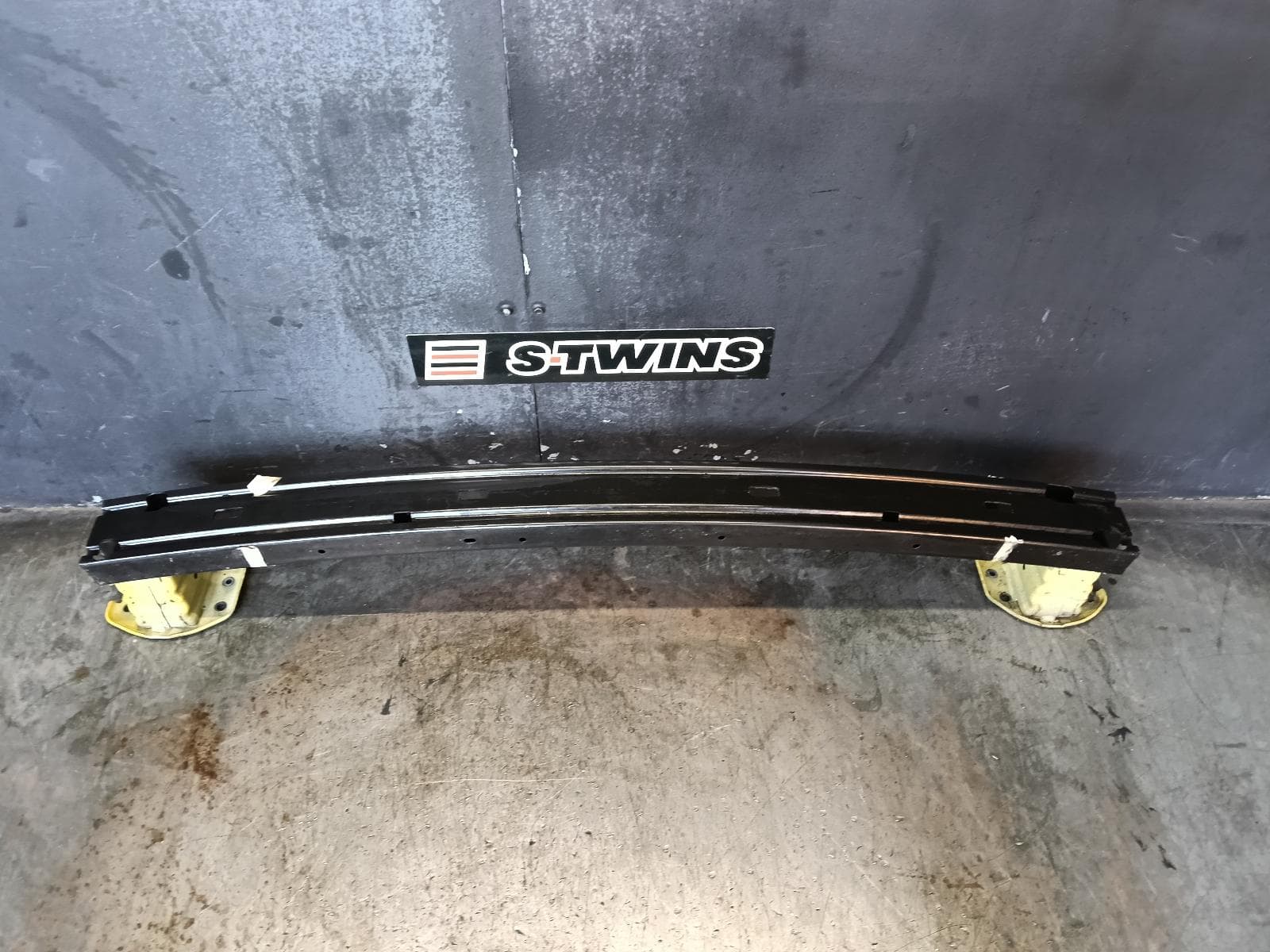 Used auto part listing image: 2015 NISSAN JUKE R BAR BRACKET REINFO MAIN REINFORCEMENT, TI-S, F15, 06/10-12/19 0000389048