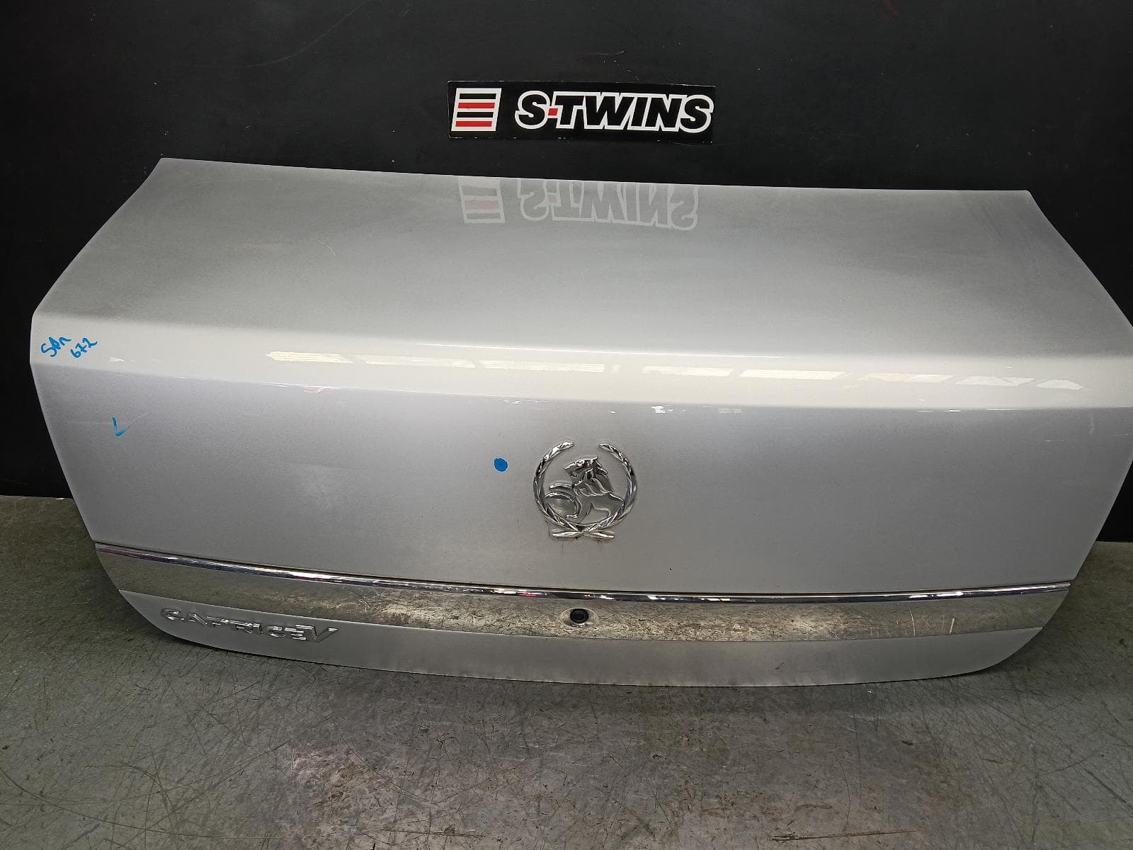 Used auto part listing image: 2014 HOLDEN STATESMAN/CAPRICE BOOTLID TAILGATE BOOTLID, WN, CAPRICE, NON SPOILER TYPE, 05/13-12/17 0000406102