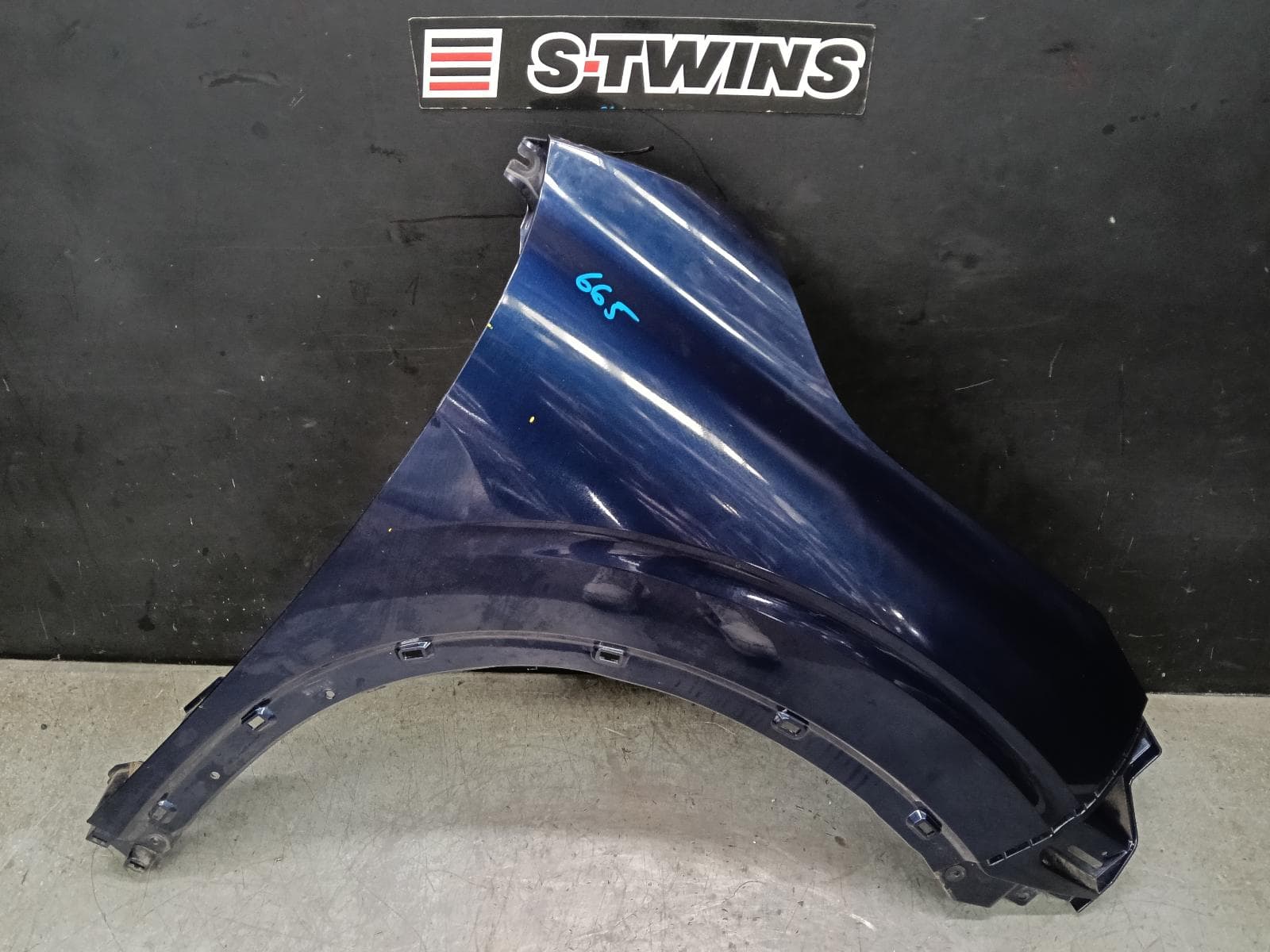 Used auto part listing image: 2022 MITSUBISHI OUTLANDER RIGHT GUARD ZM, 08/21-03/25 0000401597
