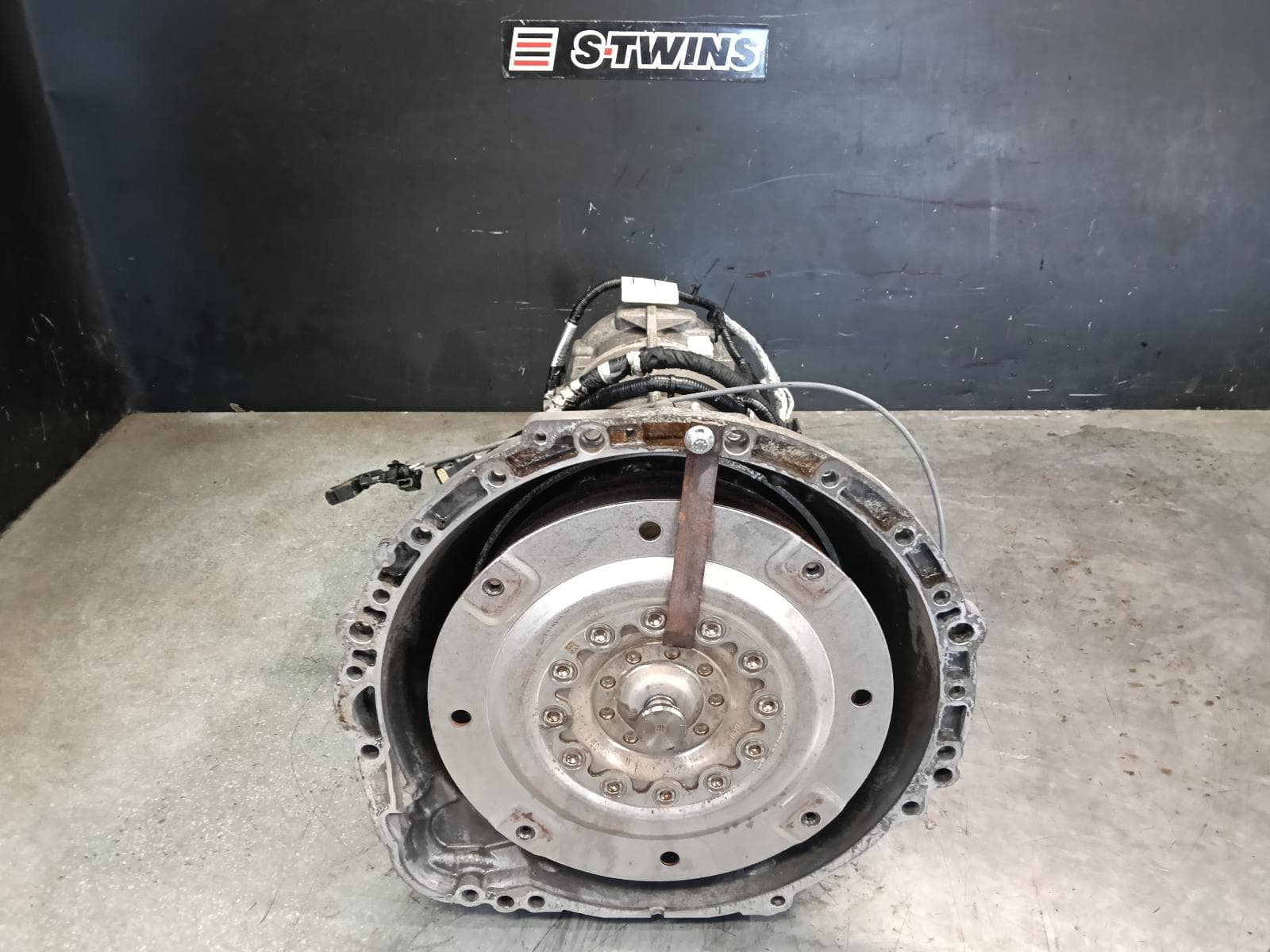 Used auto part listing image: 2018 LAND ROVER DISCOVERY TRANS GEARBOX AUTO, AWD, DIESEL, 3.0, TURBO, NO TRANSFER CASE, TD6, L462, 12/16-12/20 0000416819