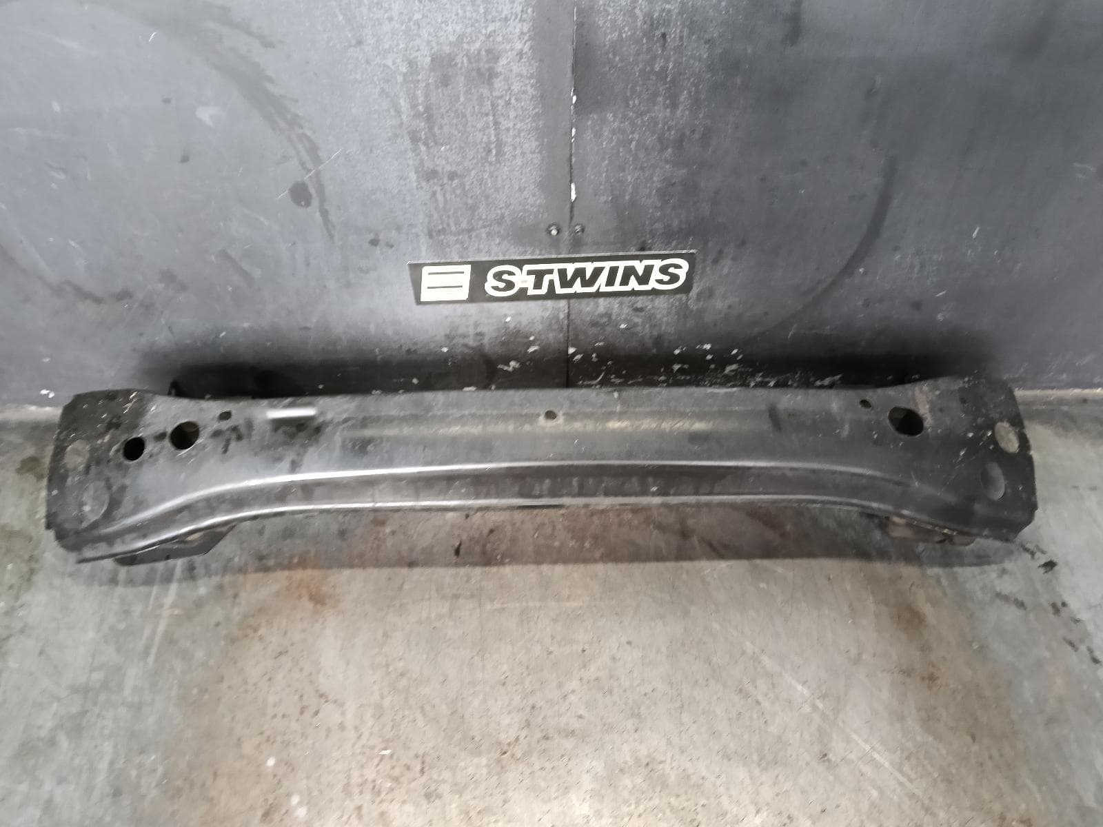 Used auto part listing image: 2017 VOLKSWAGEN TRANSPORTER F BAR REINFORC BRACK MAIN REINFORCEMENT, T6, 07/15-08/24 0000389739