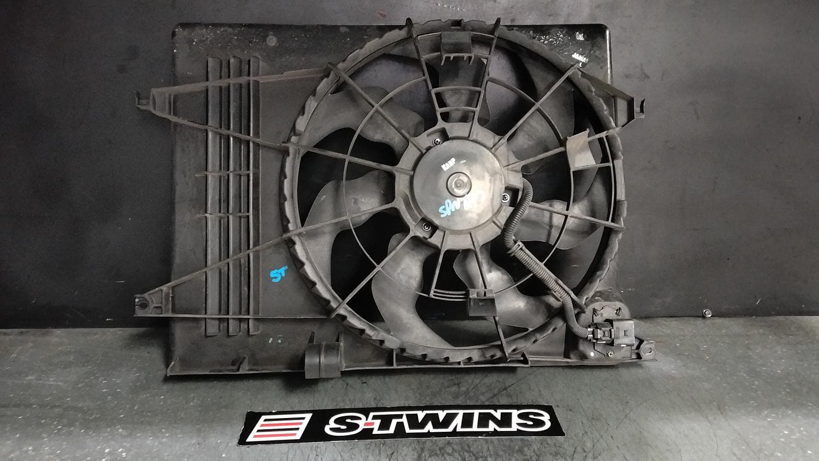 Used auto part listing image: 2014 KIA SPORTAGE FAN RADIATOR FAN, PETROL, SL, 06/13-10/15 0000392504