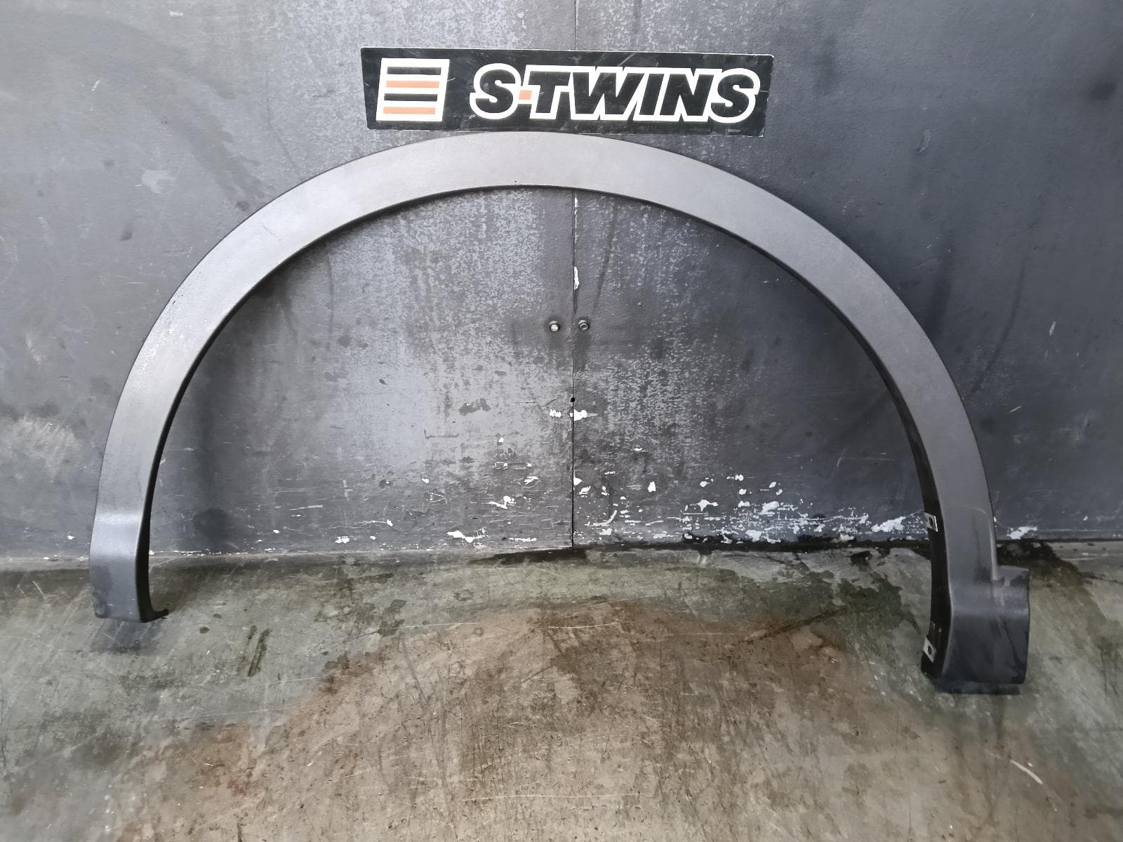 Used auto part listing image: 2018 NISSAN QASHQAI WHEEL ARCH FLARE LH FRONT, J11, 12/13-07/21 0000392164