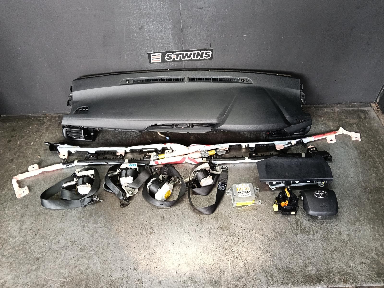2019 TOYOTA HILUX AIRBAG ASSEMBLY DUAL CAB, DUAL AIRBAG ASSY, 06/15-06/20 0000417503