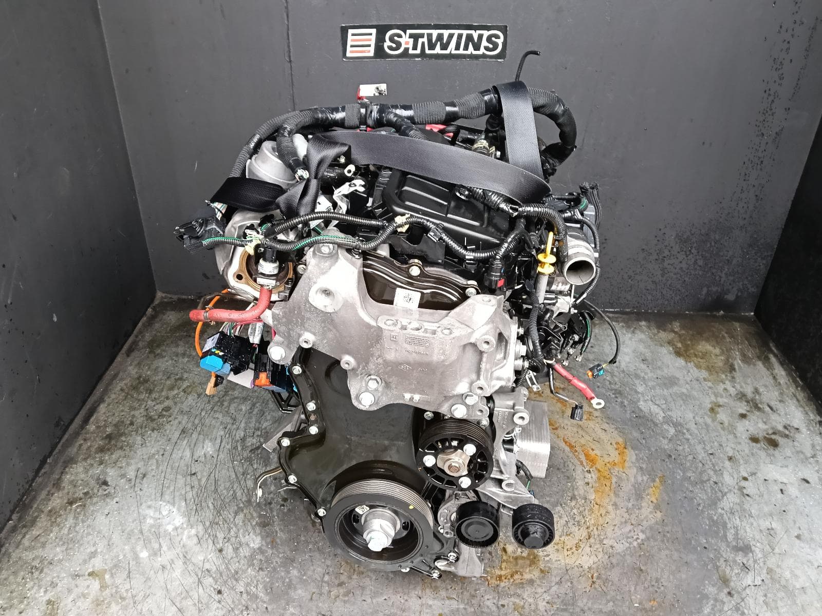 2020 RENAULT TRAFIC ENGINE X82, DIESEL, 1.6, TURBO, R9M.408, 01/15-04/22 0000417459