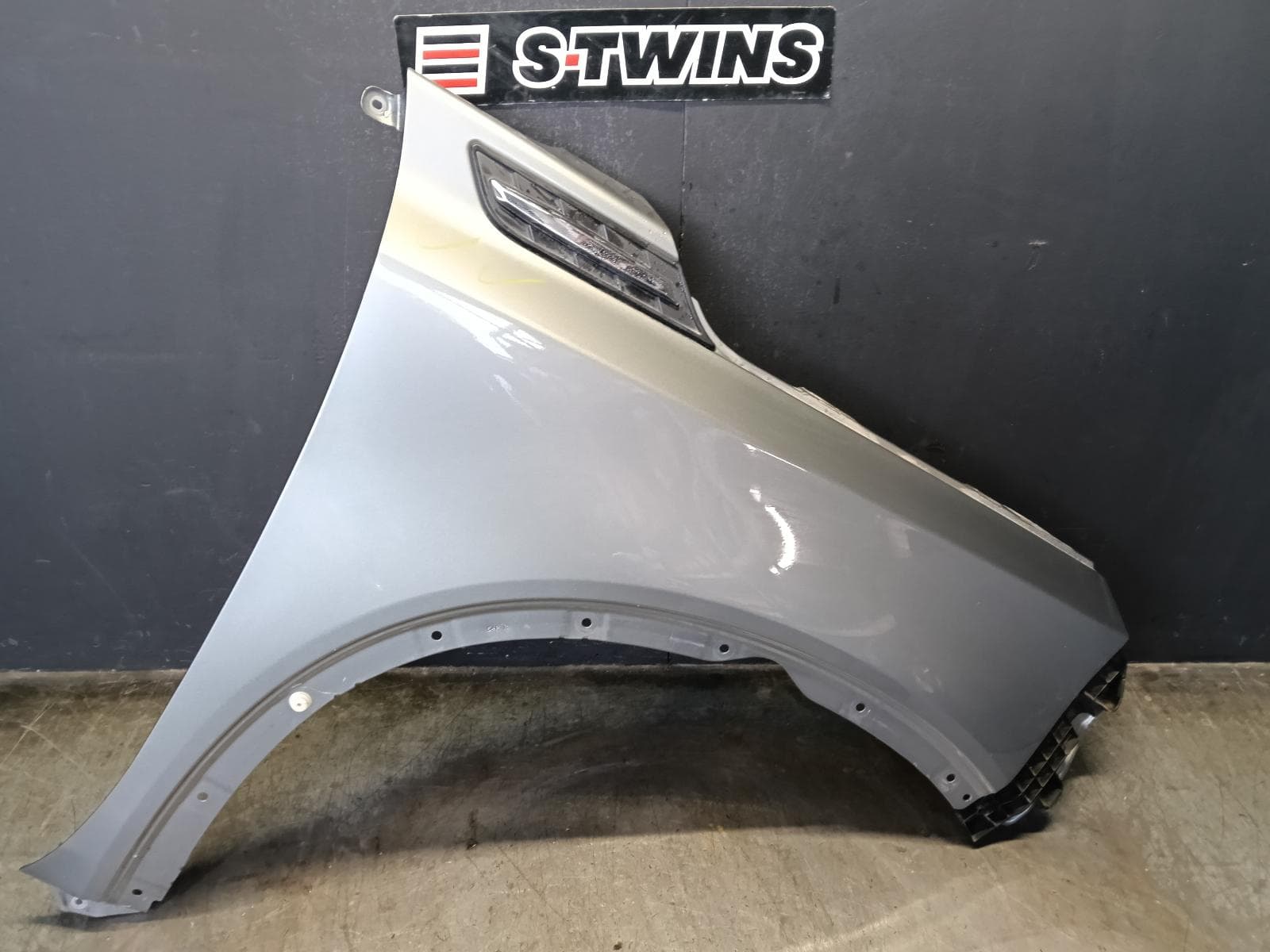 2018 SUZUKI VITARA RIGHT GUARD VITARA, LY (VIN TSM), NON INDICATOR TYPE, 06/15- 0000417676