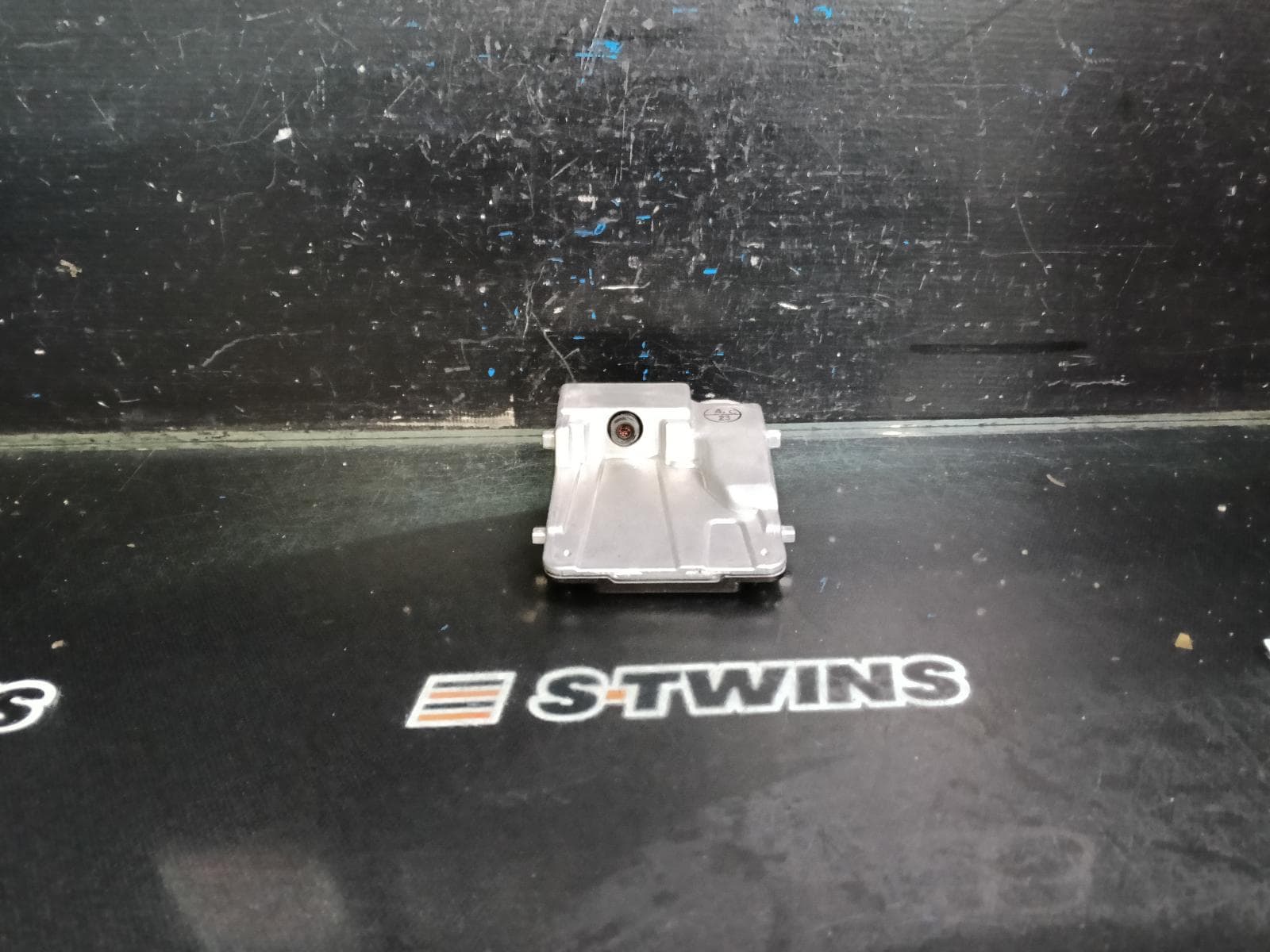 2019 TOYOTA HILUX REVERSE CAMERA FRONT CAMERA (WINDSCREEN MOUNTED), P/N 8646C71010, 05/19-05/20 0000417877