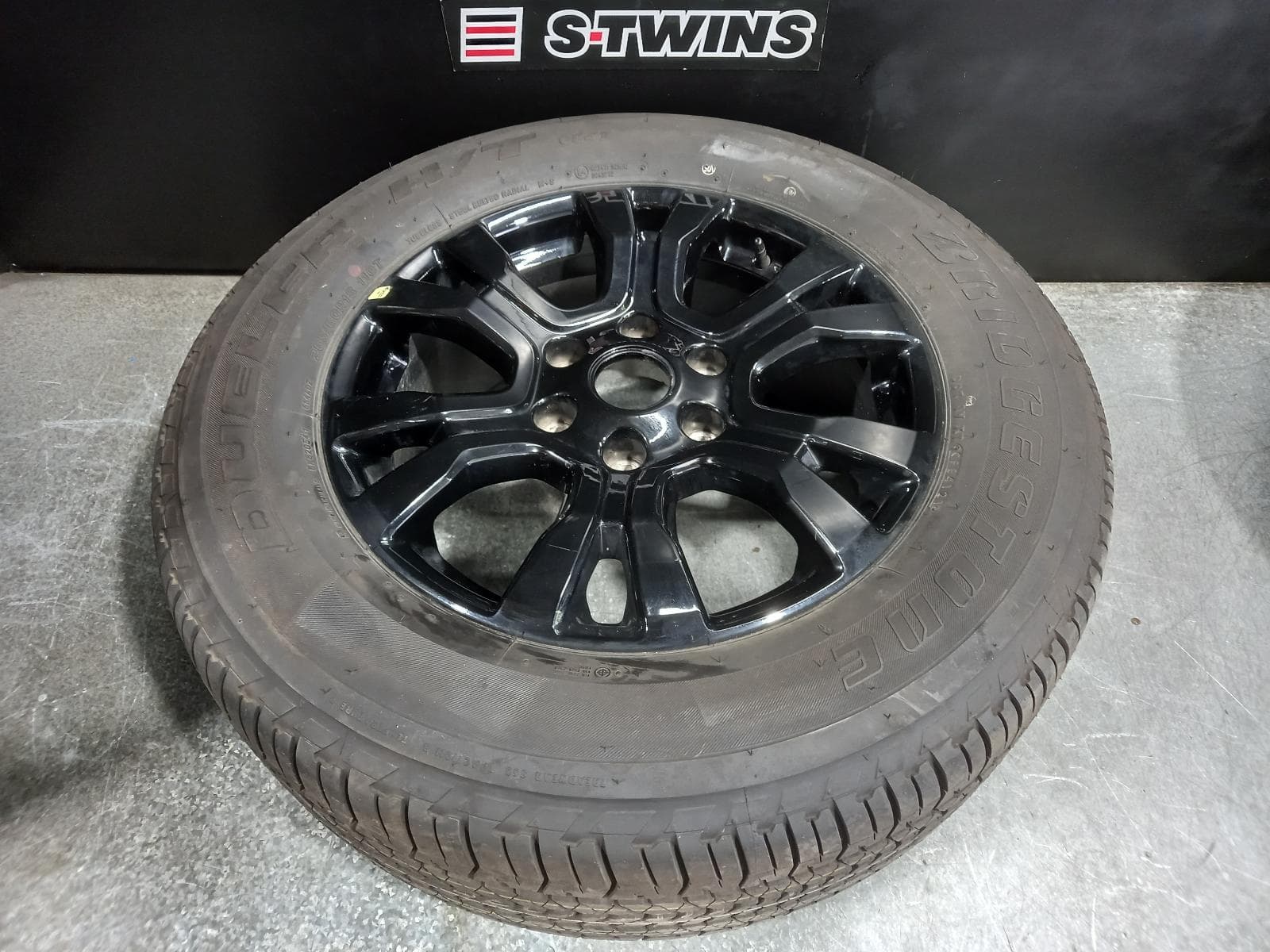 NEW 2021 FORD RANGER WHEEL MAG FACTORY, 18X8IN, 6 U SPOKE, WILDTRAK, HIGH GLOSS BLACK, PX SERIES 2-3, 06/15-04/22 0000303683