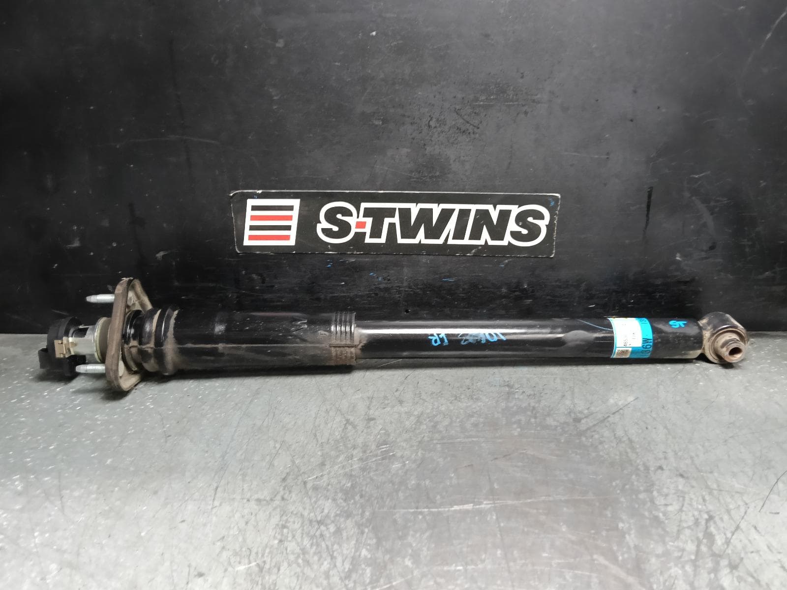 2019 LEXUS IS SERIES LEFT REAR STRUT XE30, ***USE SHOCK ABSORBER PART TYPE*** 0000418078