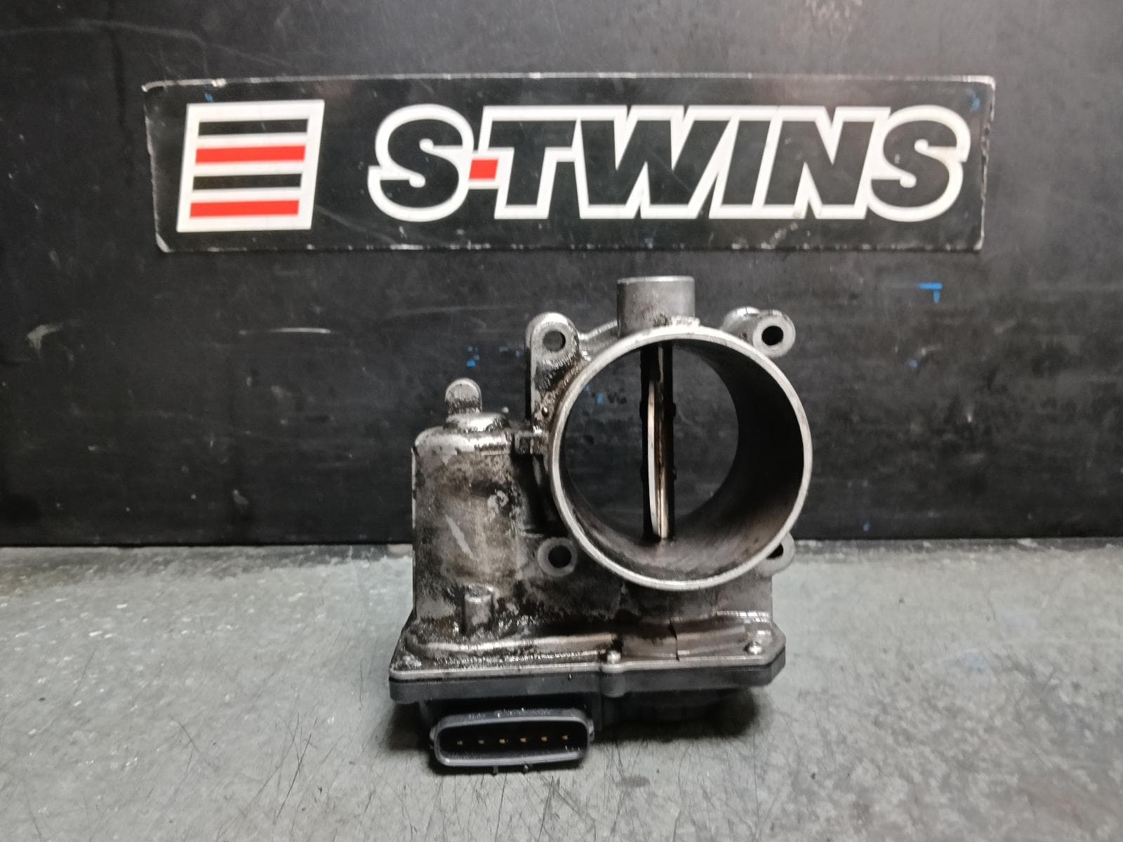 Used auto part listing image: 2018 MITSUBISHI TRITON THROTTLE BODY 2.4, DIESEL, 4N15, MQ-MR, 03/15-10/23 0000418182