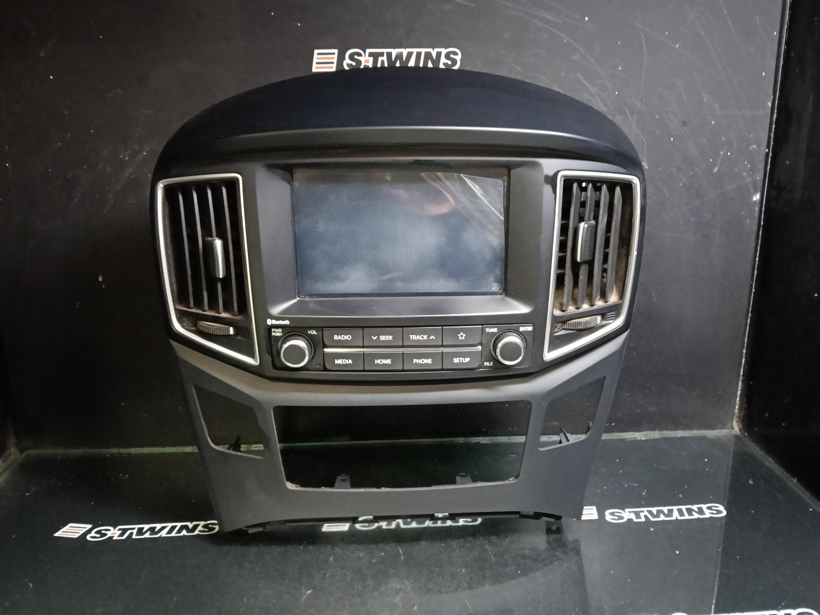 2020 HYUNDAI ILOAD/IMAX DISPLAY UNIT, 7IN TOUCHSCREEN, TQ, 03/18-03/21 0000418287