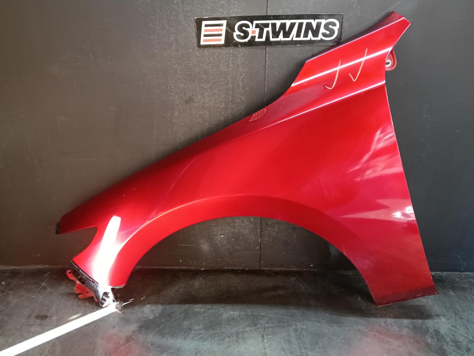 Used auto part listing image: 2019 MAZDA 3 LEFT GUARD BP, SEDAN, 03/19- 0000418000