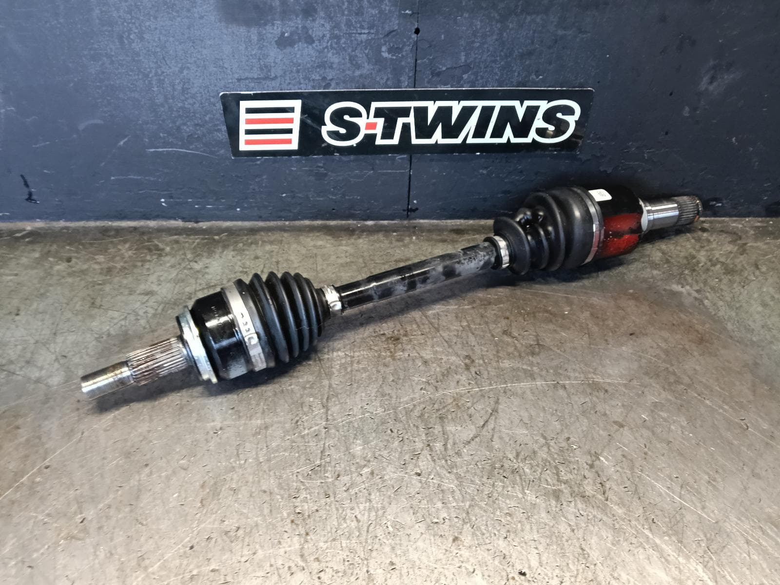 2019 MAZDA 3 LEFT DRIVESHAFT FRONT, AUTO T/M, PETROL, 2.0, BP, 03/19- 0000418160