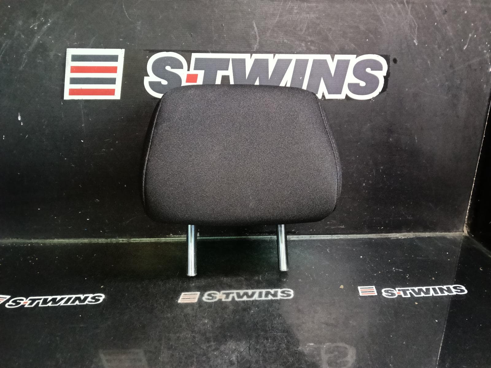 Used auto part listing image: 2019 MAZDA 3 HEADREST RH REAR, BP, CLOTH, BLACK, 03/19- 0000418174