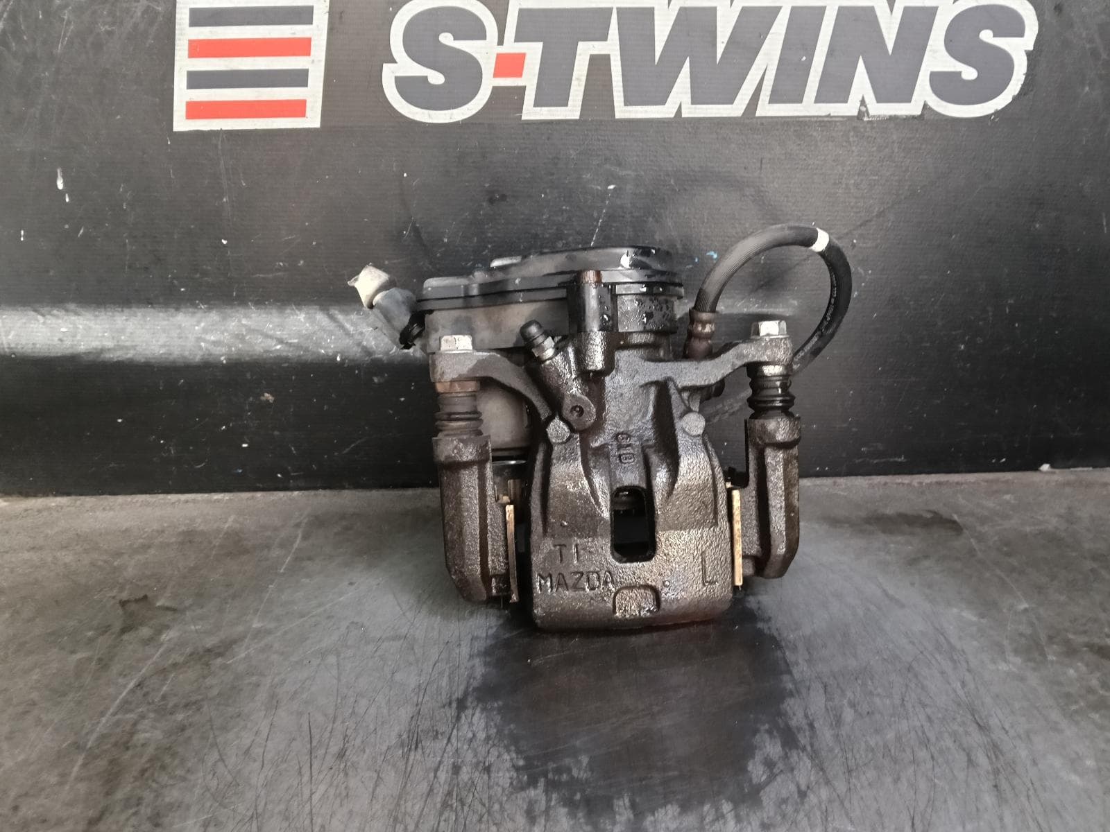 2016 MAZDA CX5 CALIPER LH REAR, 4WD, ELECTRONIC HANDBRAKE TYPE, KE, 02/12-12/16 0000417935