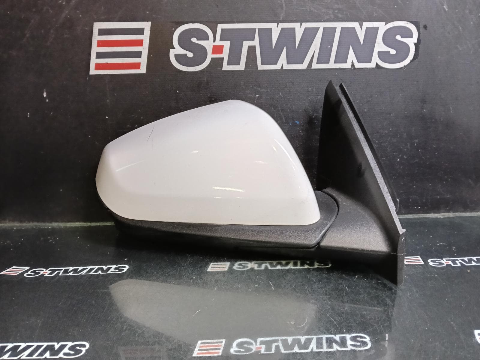 2019 HOLDEN EQUINOX RIGHT DOOR MIRROR EQ, POWER FOLDING, NON CAMERA TYPE, 09/17-12/20 0000418286