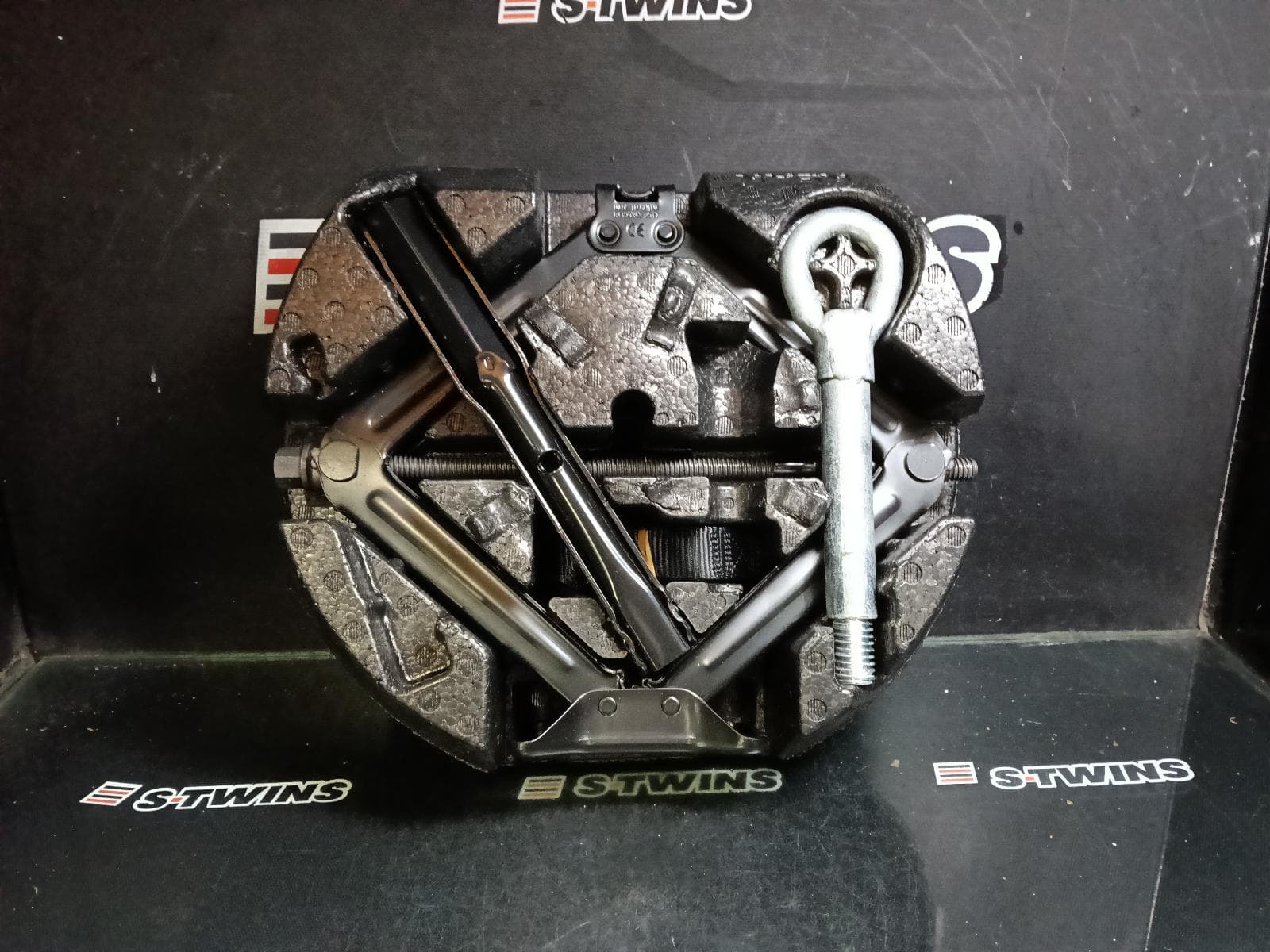 2019 HOLDEN EQUINOX JACK TOOL KIT EQ, 09/17-12/20 0000418279