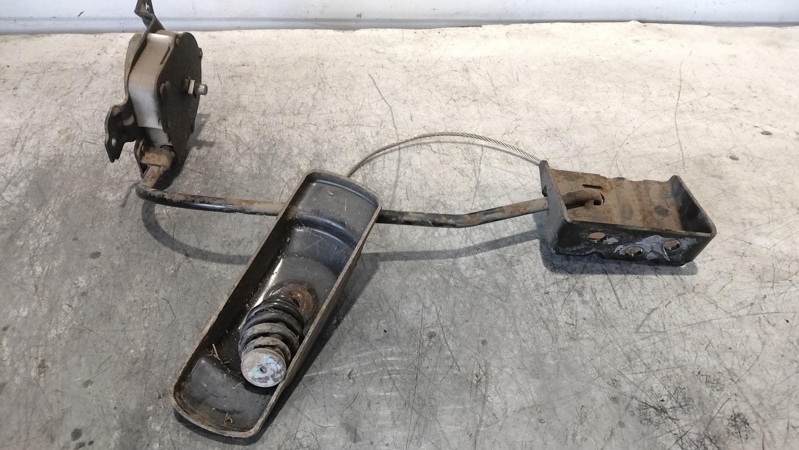 2021 LDV DELIVER 9 SPARE WHEEL CARRIER 07/20- 0000418232