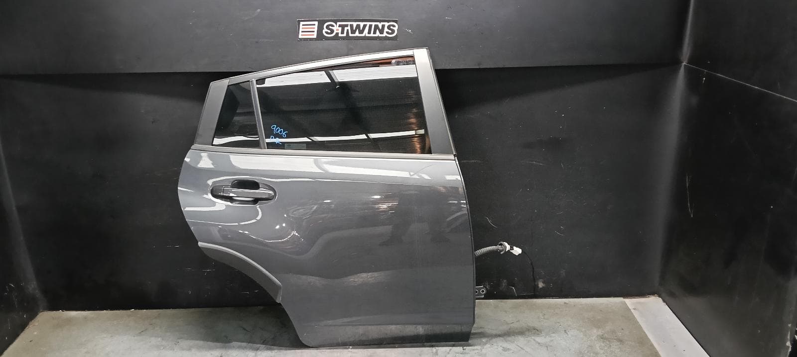2023 SUBARU CROSSTREK RIGHT REAR DOOR SLIDING G6X, 10/22- 0000418484