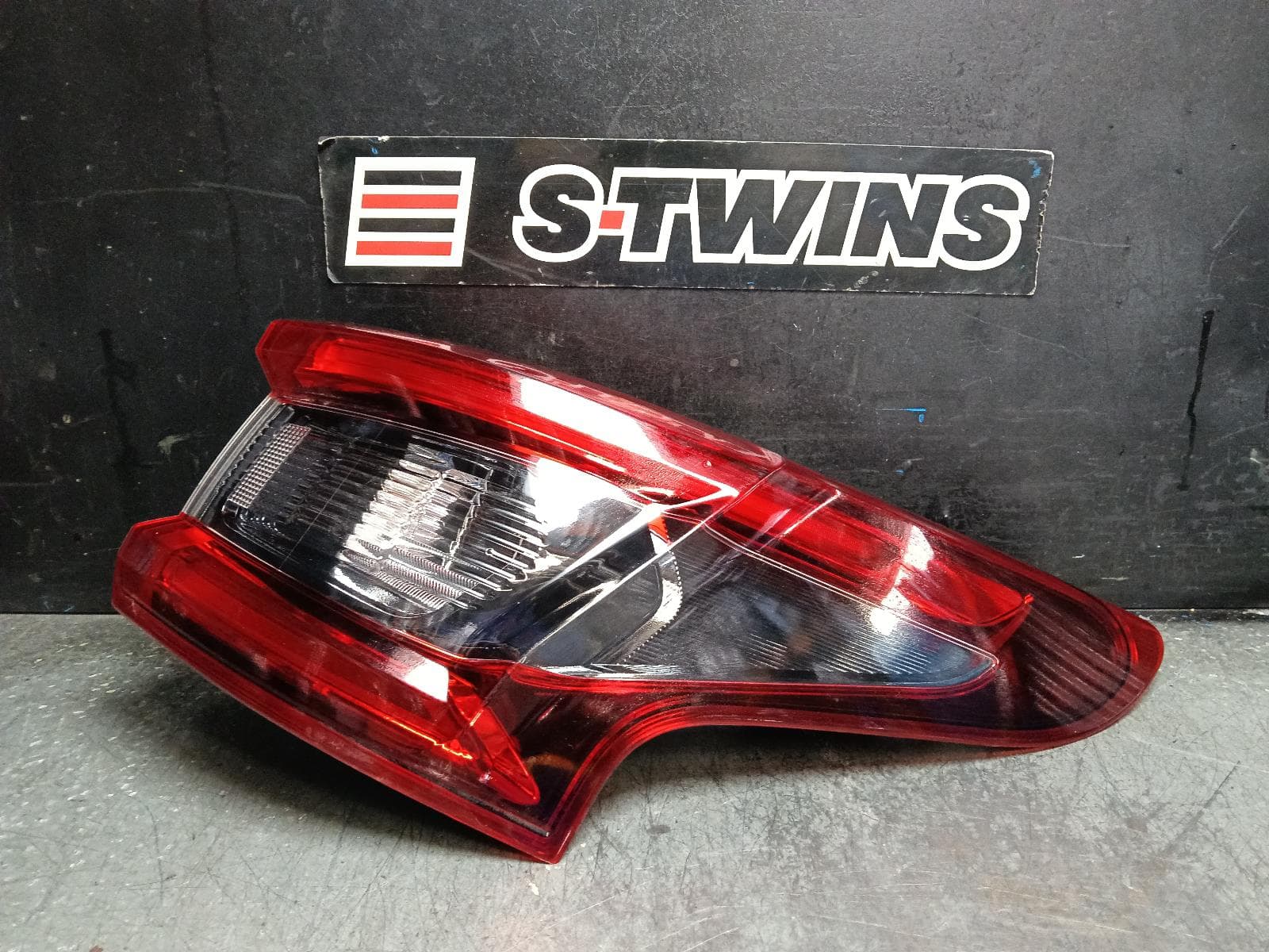 Used auto part listing image: 2018 NISSAN QASHQAI RIGHT TAILLIGHT J11, 07/17-07/21 0000418366